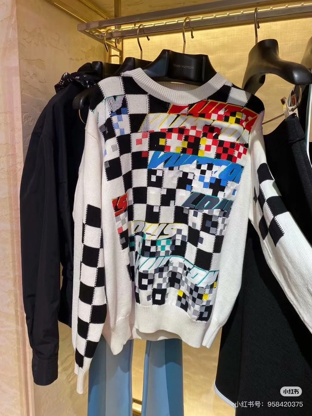 Louis Vuitton LV Women's S Size Top Size S / US 4 / IT 40 - 1 Thumbnail