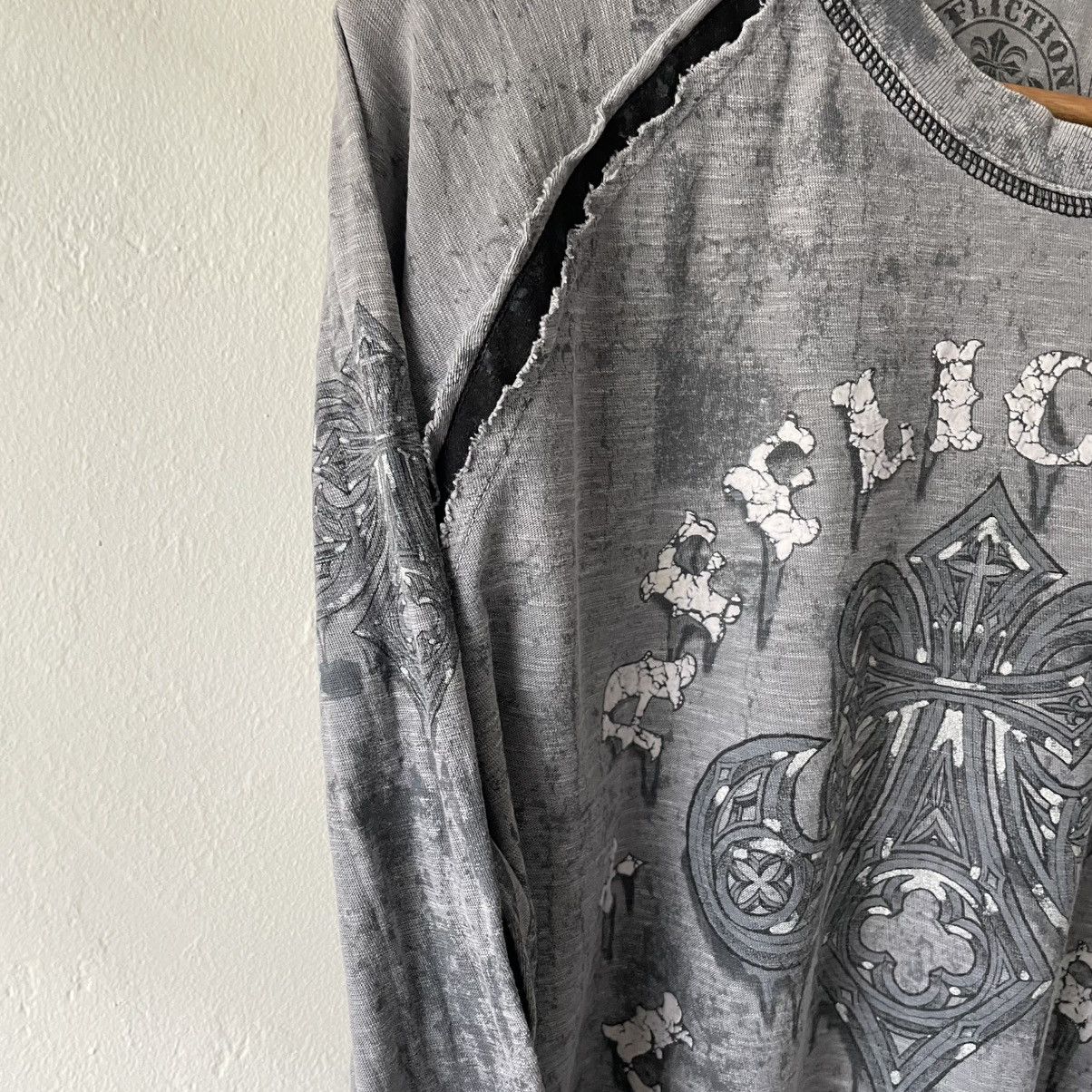 Affliction Crazy rare affliction shirt crosses tapout y2k 🍒 Size US M / EU 48-50 / 2 - 5 Thumbnail