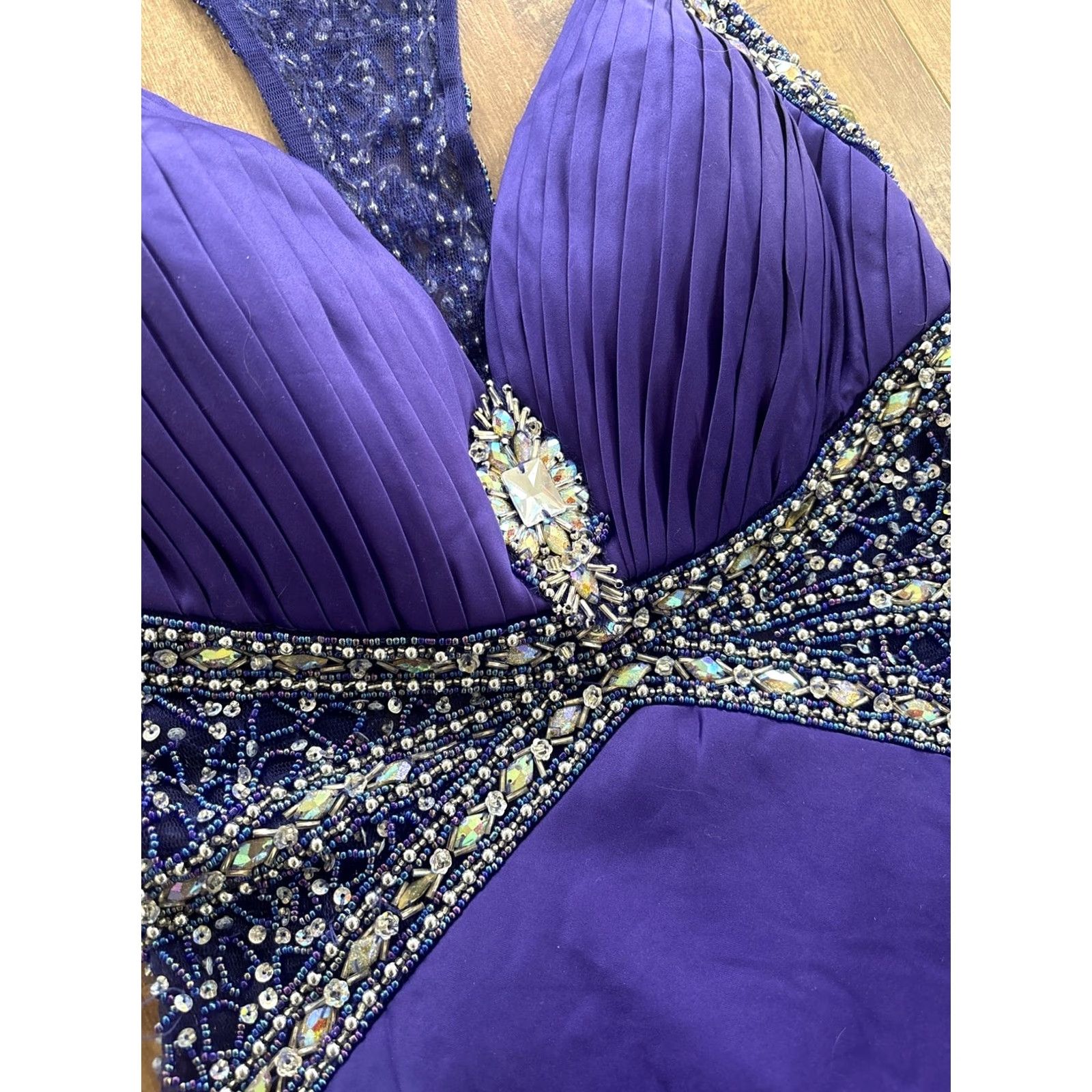 Vintage NWT Jasz Couture Dress 4067 Purple Size 4 Prom Formal Wear Sequin Glamour Ball Gown Mermaid Strappy Sleeveless Long Womens Wardrobe Size S / US 4 / IT 40 - 5 Thumbnail