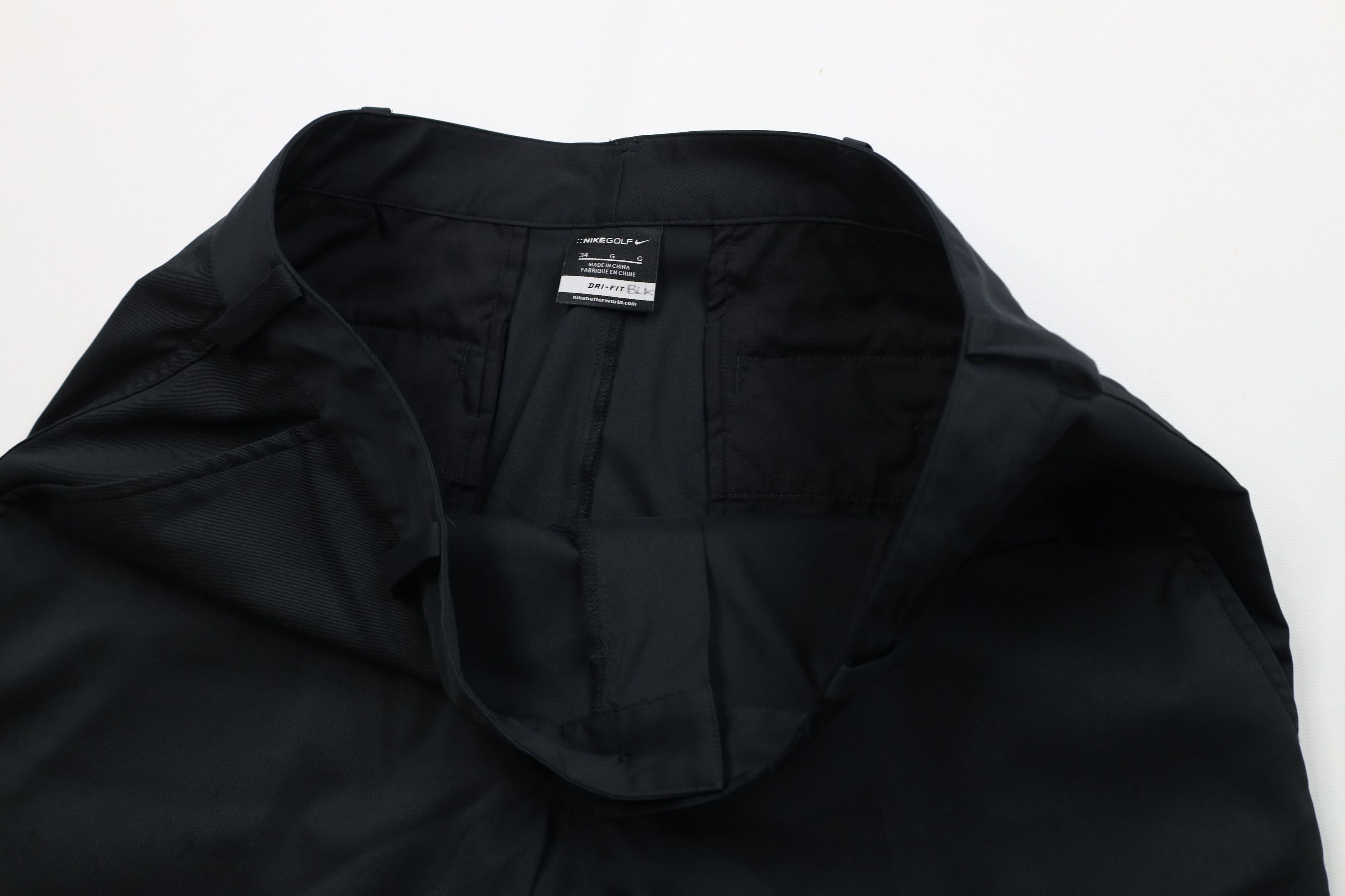Nike Nike Golf Tech Flat Front Golfing Chino Shorts Black Stretch Size US 34 / EU 50 - 8 Thumbnail