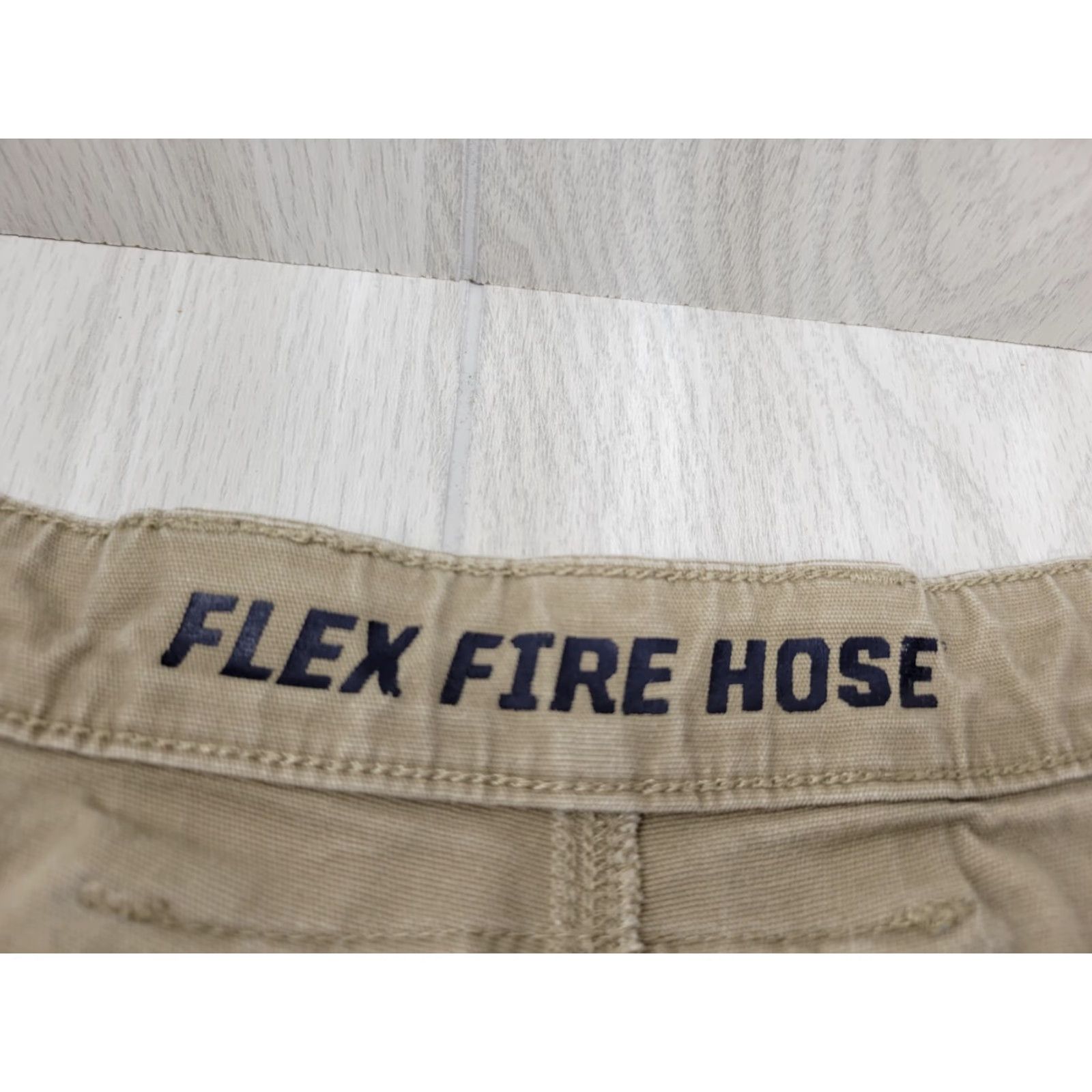 Vintage VINTAGE Duluth Men's Flex Fire Hose Carpenter Shorts Khaki 44 Relaxed Cargo Pockets Hammer Loop Mens Size US 44 / EU 60 - 4 Thumbnail