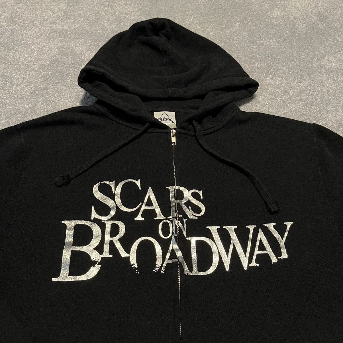 Band Tees Vintage 2000s Scars on Broadway Band Foil Logo Zip Up Hoodie Size US XL / EU 56 / 4 - 2 Thumbnail