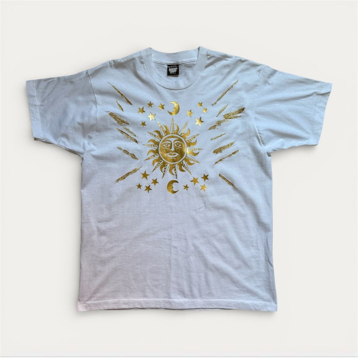 Fruit Of The Loom Vintage Golden Eclipse T-Shirt Size US XL / EU 56 / 4 - 1 Thumbnail
