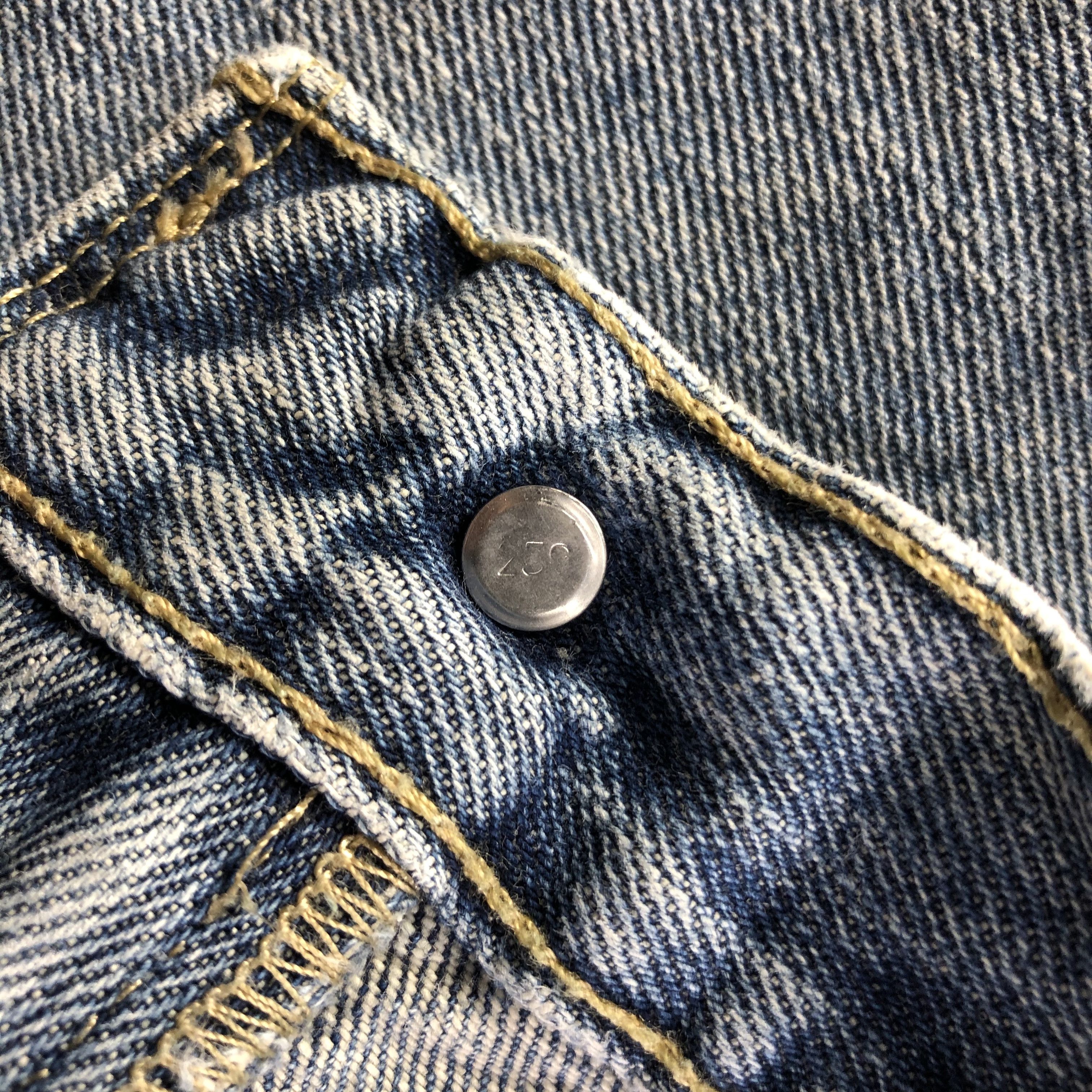 Levi's Vintage Levis 550 Jeans-J3258 Size US 35 - 11 Thumbnail
