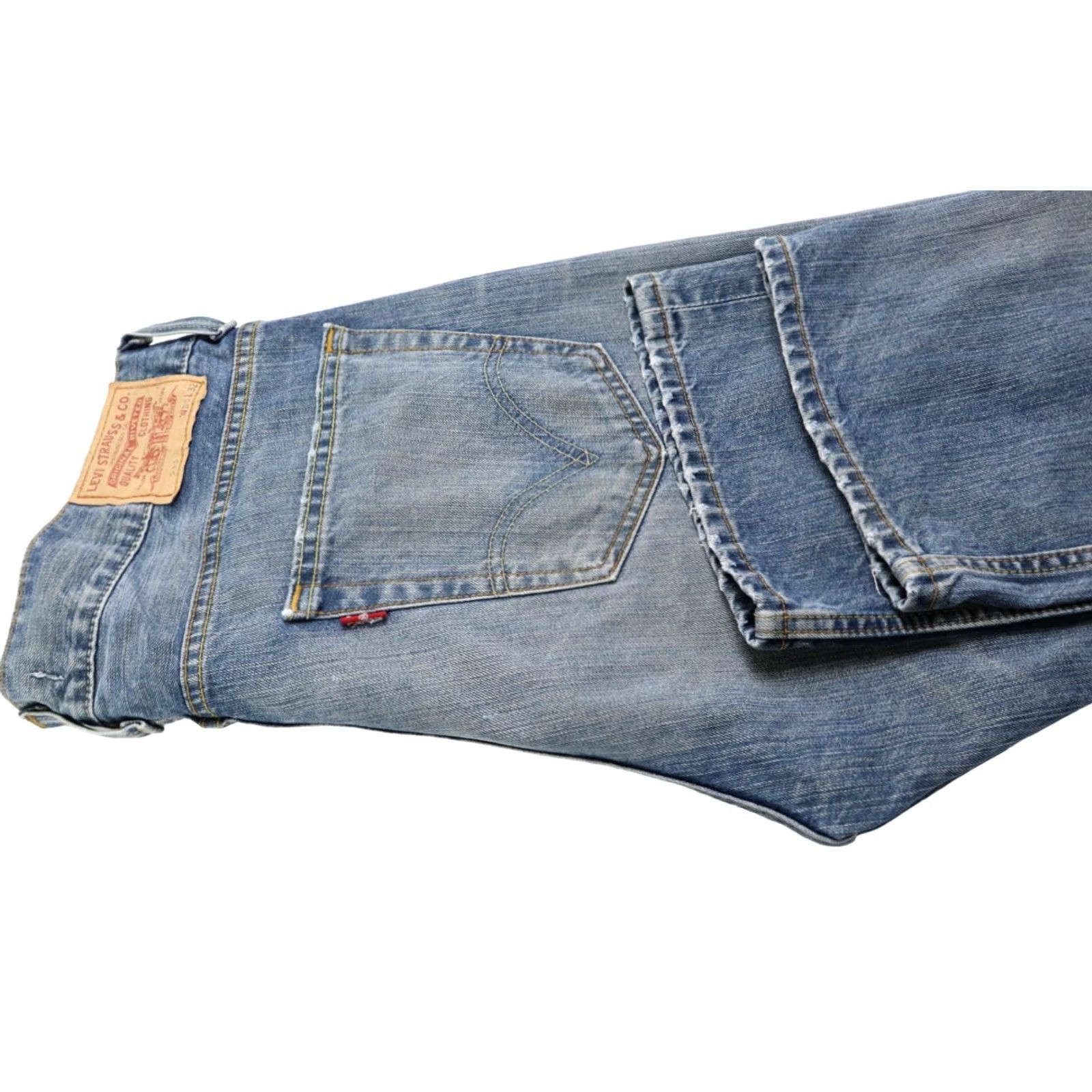 Levi's Levi's 533 Loose Jeans Men's W35/L32 Blue Button Fly Faded Whiskers Size US 35 - 6 Thumbnail