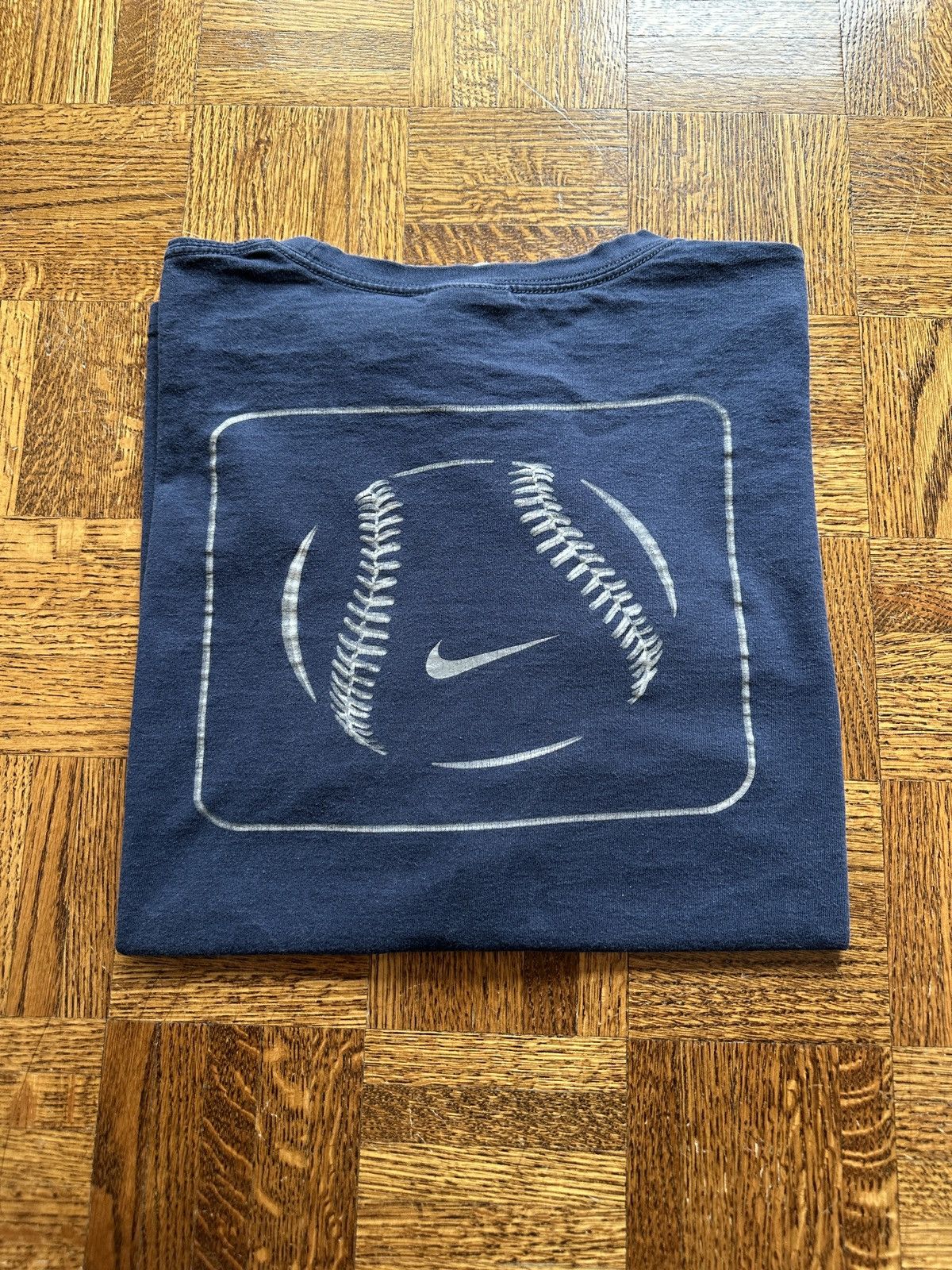 Nike × Vintage Vintage Y2K Nike Baseball Graphic Tee Size US XXL / EU 58 / 5 - 1 Thumbnail
