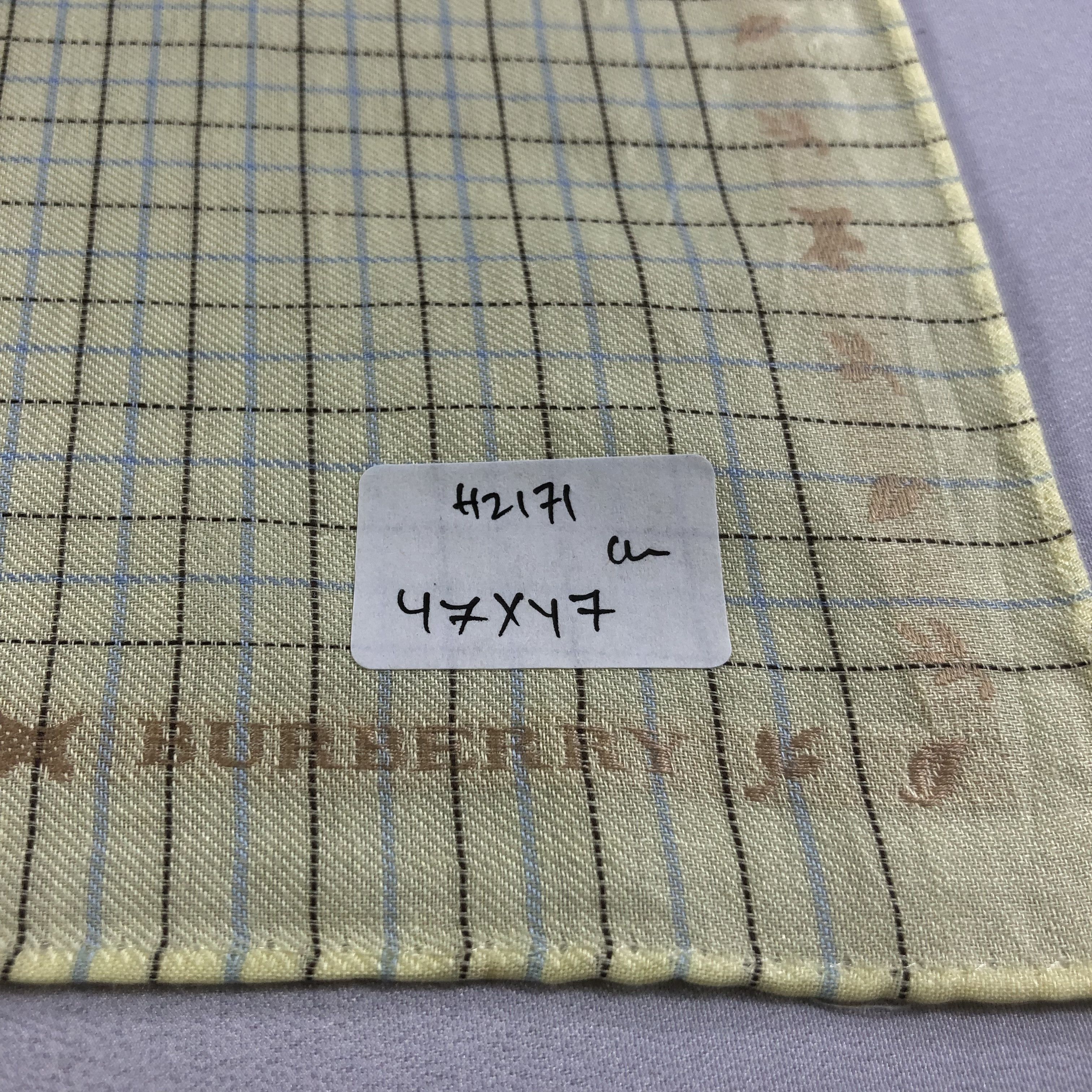 Burberry Burberry Checkered Handkerchief Neckerchief Bandana H2171 Size ONE SIZE - 5 Thumbnail