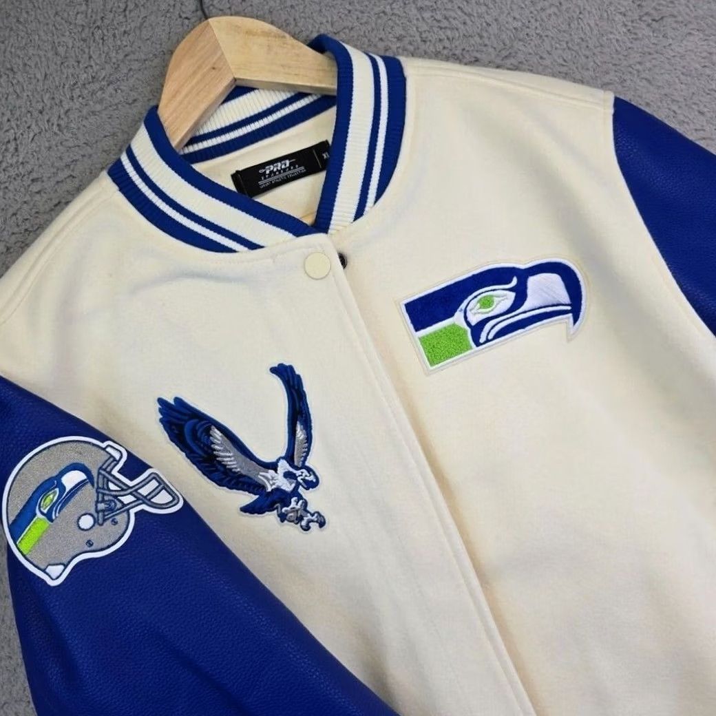 Vintage Seattle Seahawks Standard Jacket Women's 1XL Blue Varsity Bomber Classic Retro New Football, Women's — image 2 of 6