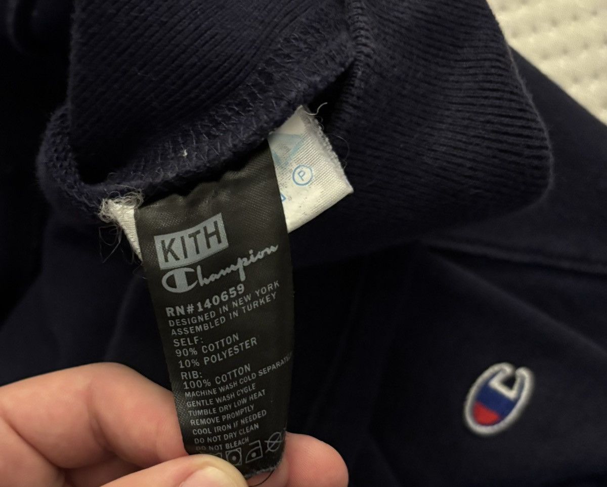 Champion × Kith Champion Kith Blue Crewneck With Double Embroidered Logo Size US M / EU 48-50 / 2 - 8 Thumbnail