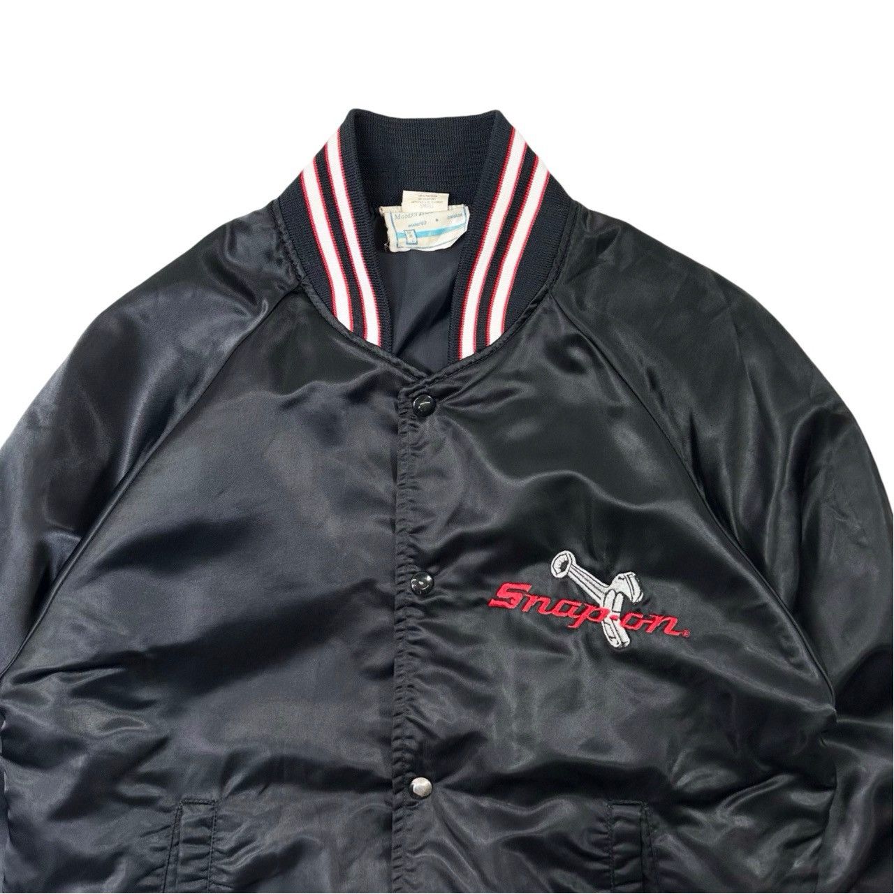 Vintage Vintage 90s Rare Snap-On Embroidered Satin Button Up Jacket Size US S / EU 44-46 / 1 - 2 Thumbnail
