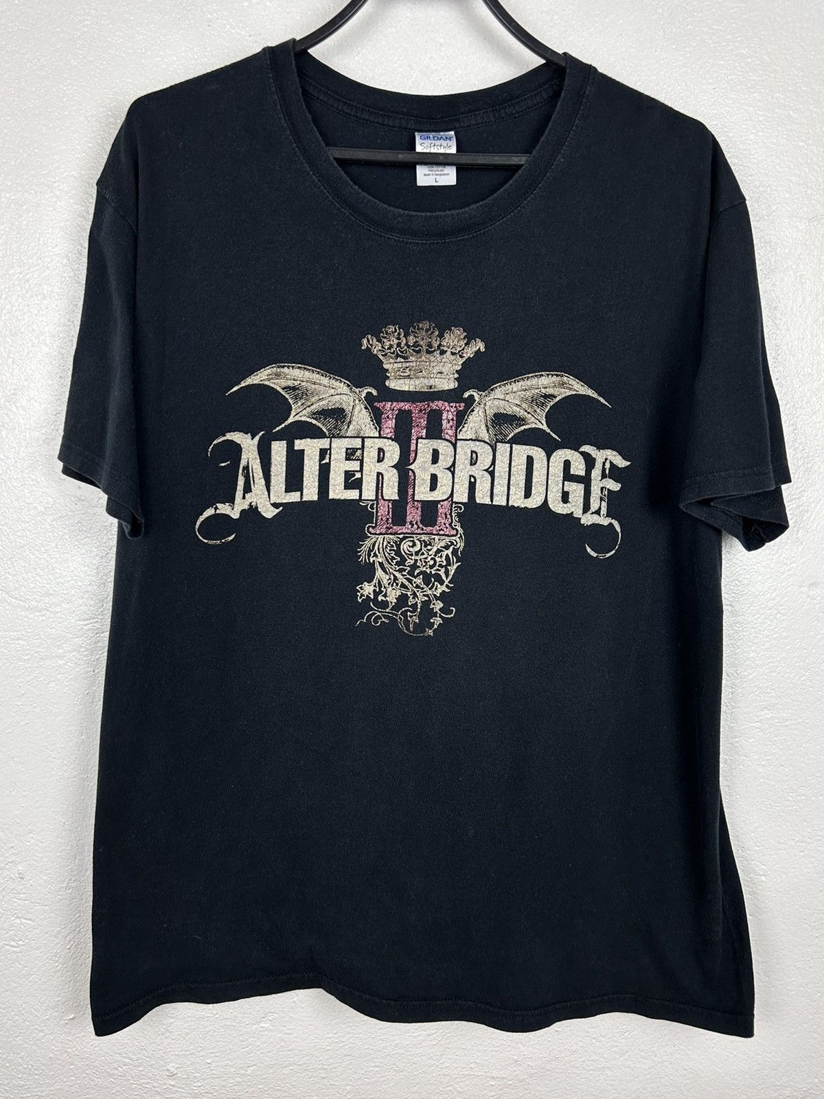 Band Tees Vintage Alter Bridge 2010 Licensed Faded T-Shirt Size US L / EU 52-54 / 3 - 1 Thumbnail