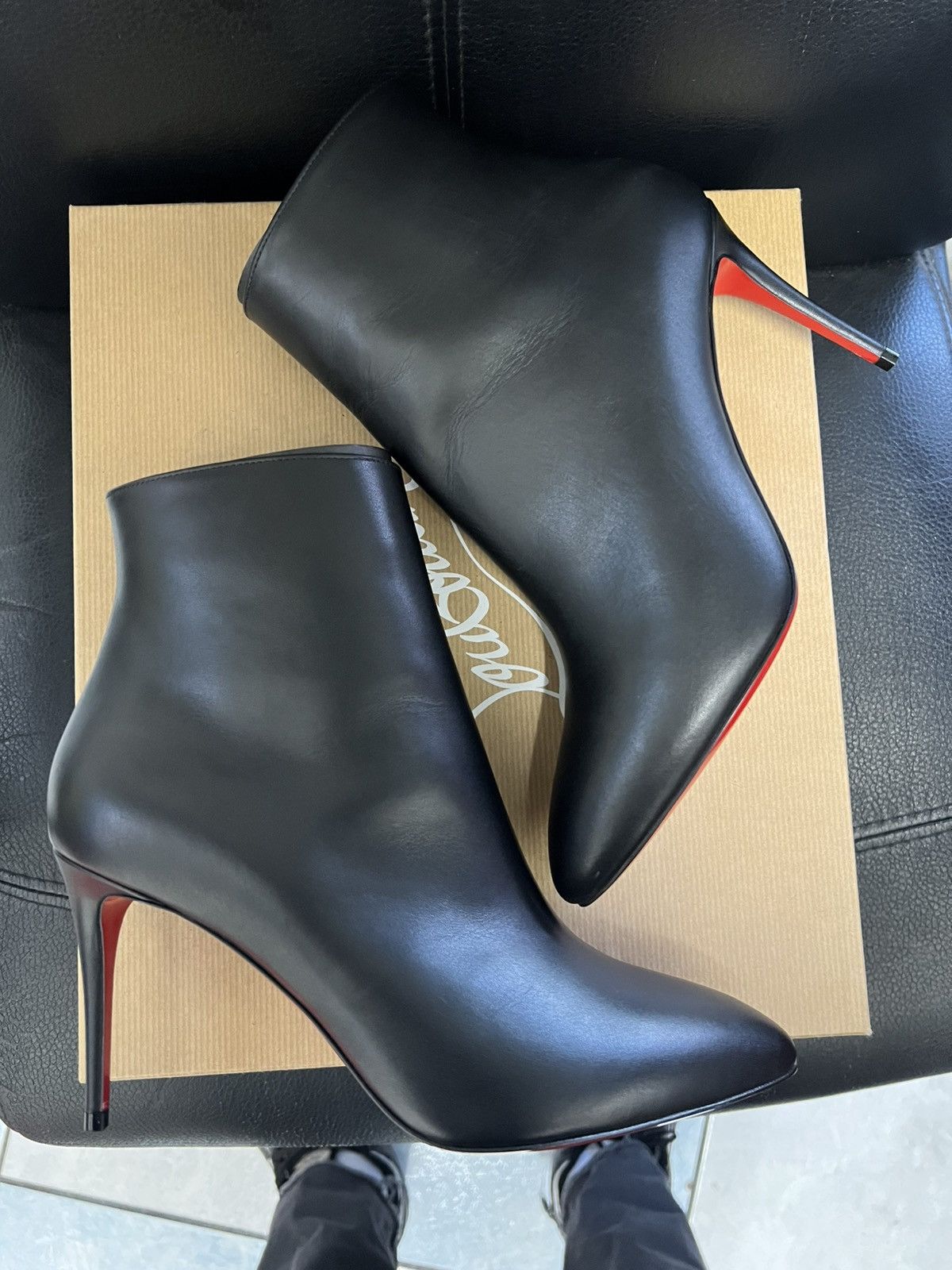 Christian Louboutin Christian Louboutin Size 39 Eloise Booty 85 Calf BLACK Size US 9 / IT 39 - 2 Thumbnail