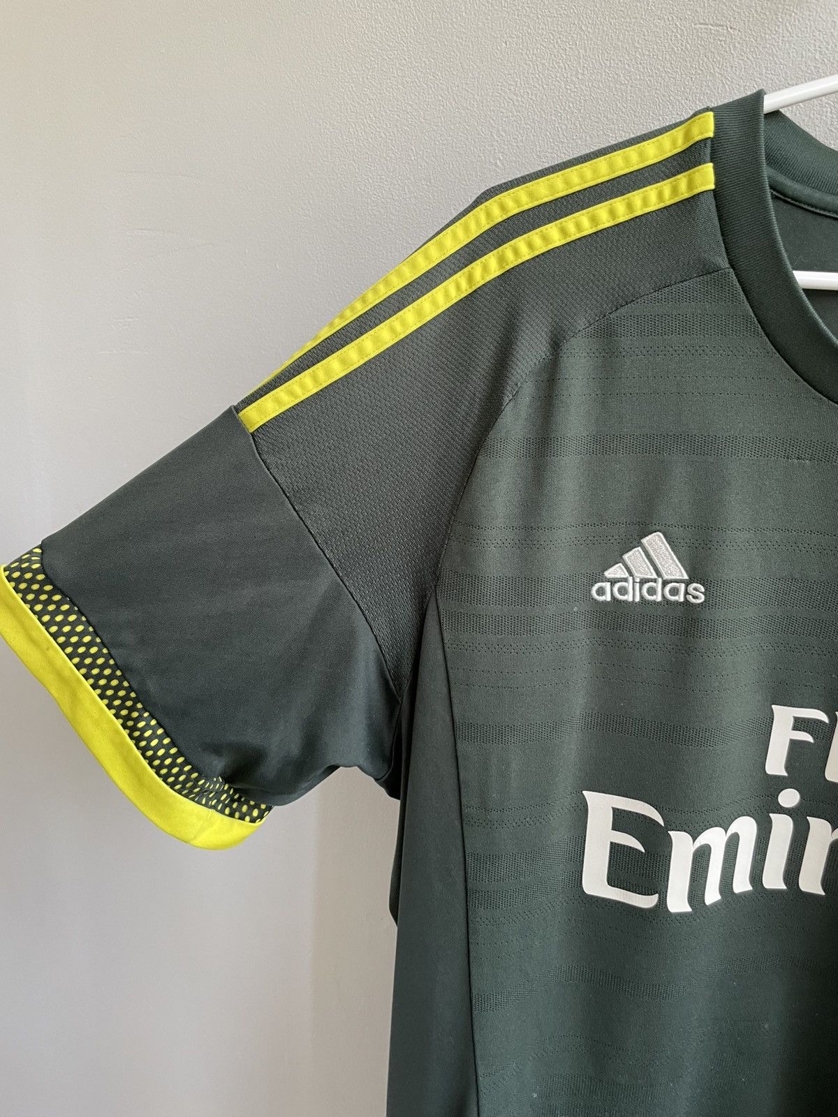 Vintage AC Milan 2015 2016 Third Football Soccer Jersey Shirt Adidas Size US XL / EU 56 / 4 - 3 Thumbnail