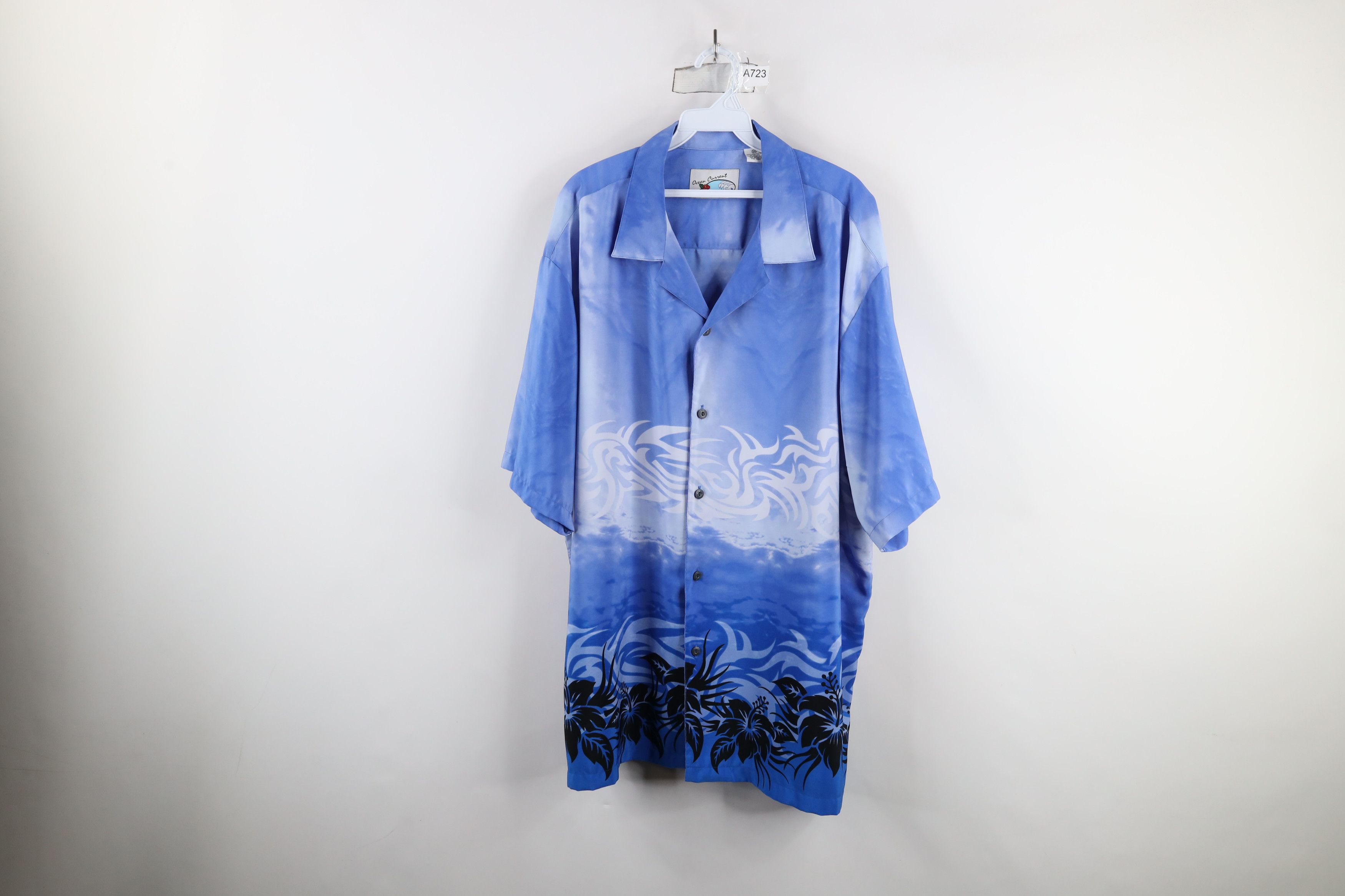 Vintage Vintage 90s Y2K Streetwear Flower Gambler Poker Button Shirt Size US XXL / EU 58 / 5 - 1 Thumbnail