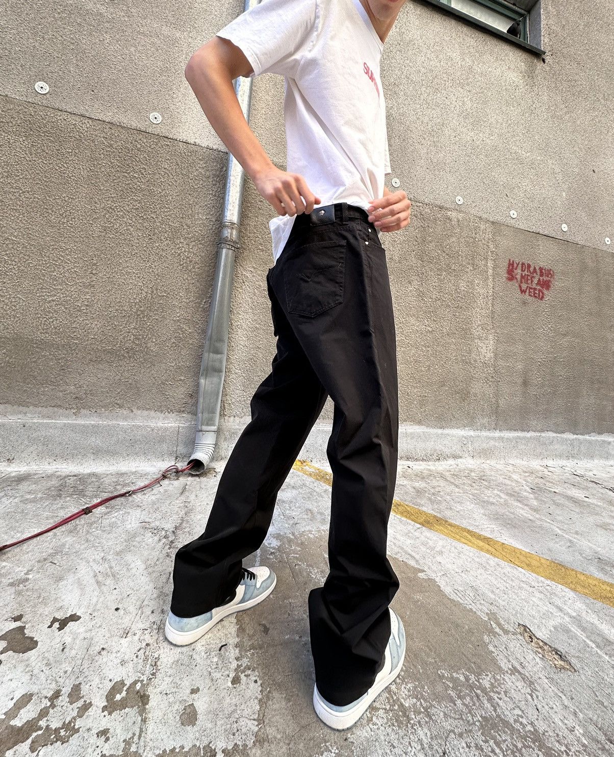 Versace × Vintage Vintage Versace jeans couture pants buggy fit Size US 33 - 2 Thumbnail