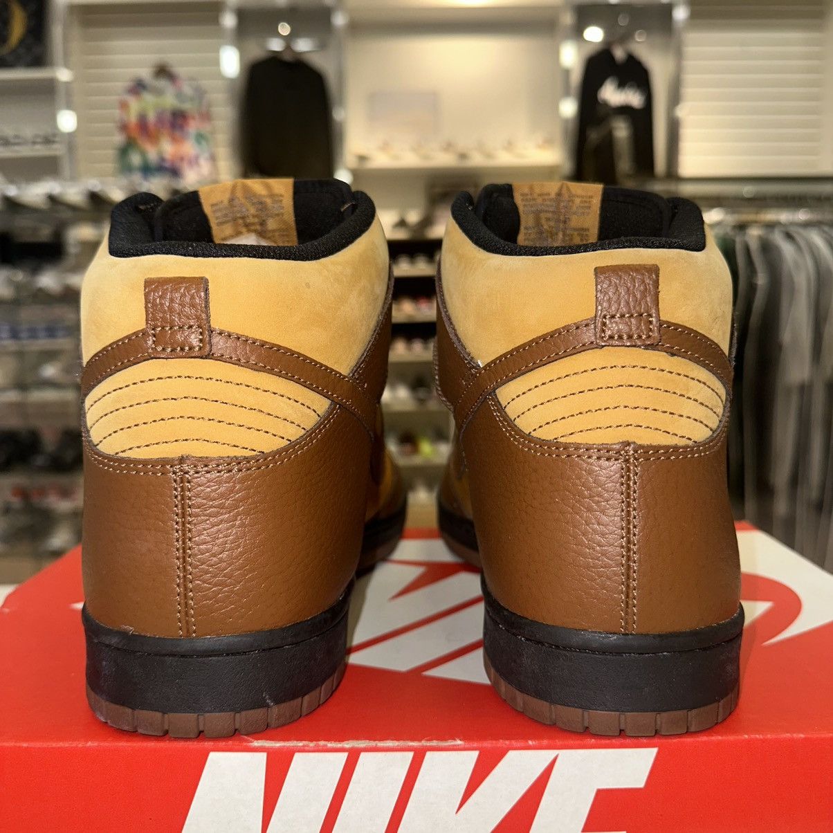 Nike Size 10.5 - Nike Dunk High Bronze Pecan Leather Polka Dot Size US 10.5 / EU 43-44 - 4 Thumbnail
