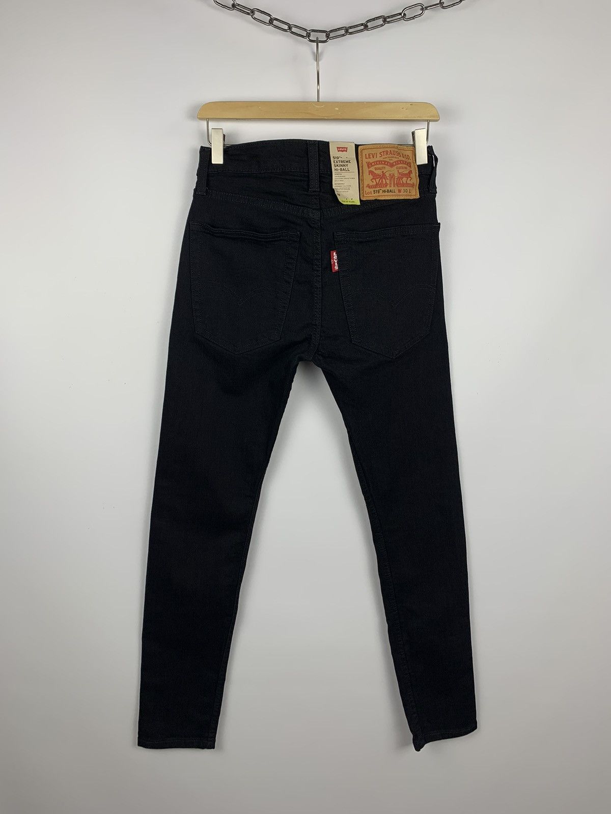 Levi's NWT Men’s Levi’s 519 Extreme Skinny Hi-Ball Black Jeans W30 Size US 30 / EU 46 - 1 Thumbnail