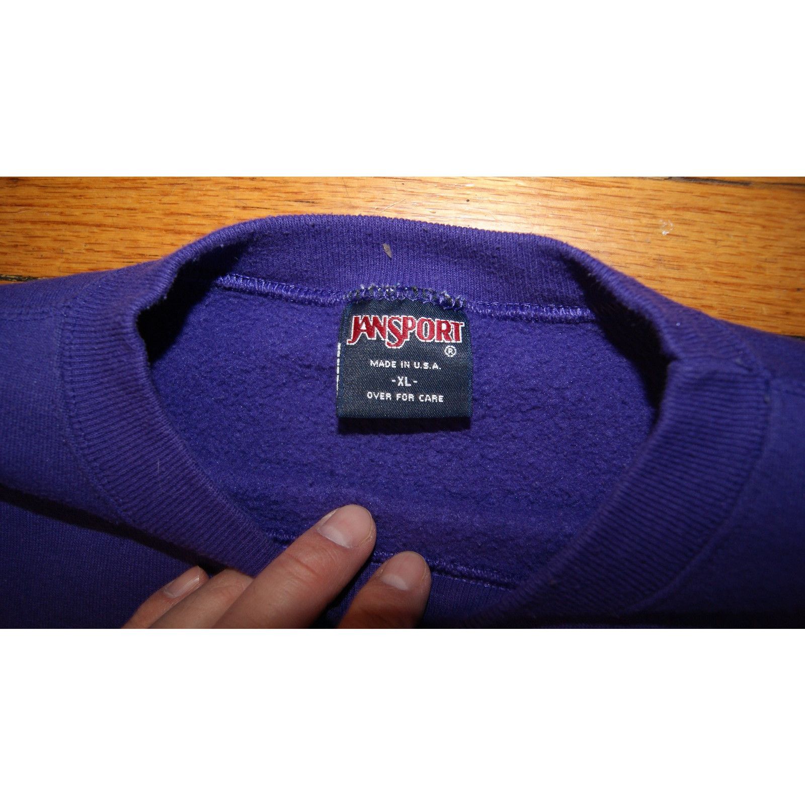 Jansport VTG Western ILLINOIS University Purple XL Sweatshirt USA Size US XL / EU 56 / 4 - 3 Thumbnail