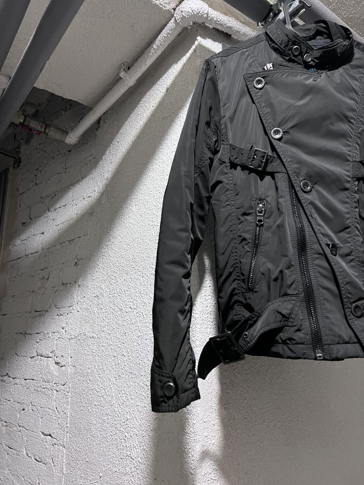 Hedi Slimane Avant Garde Asymmetrical Detailed Utility Vintage Jacket Size US M / EU 48-50 / 2 - 4 Thumbnail
