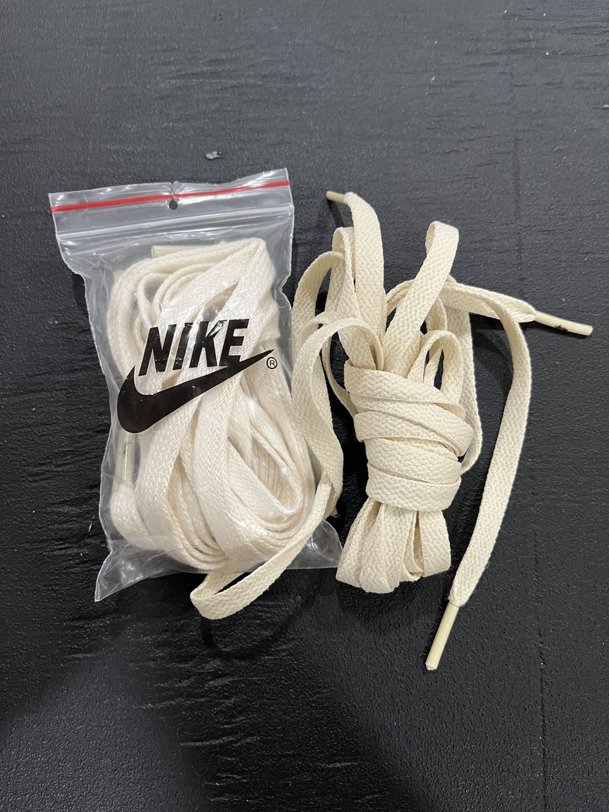Nike × Stussy Air Force 1 Mid Stussy Fossil Size US 8 / EU 41 - 9 Thumbnail