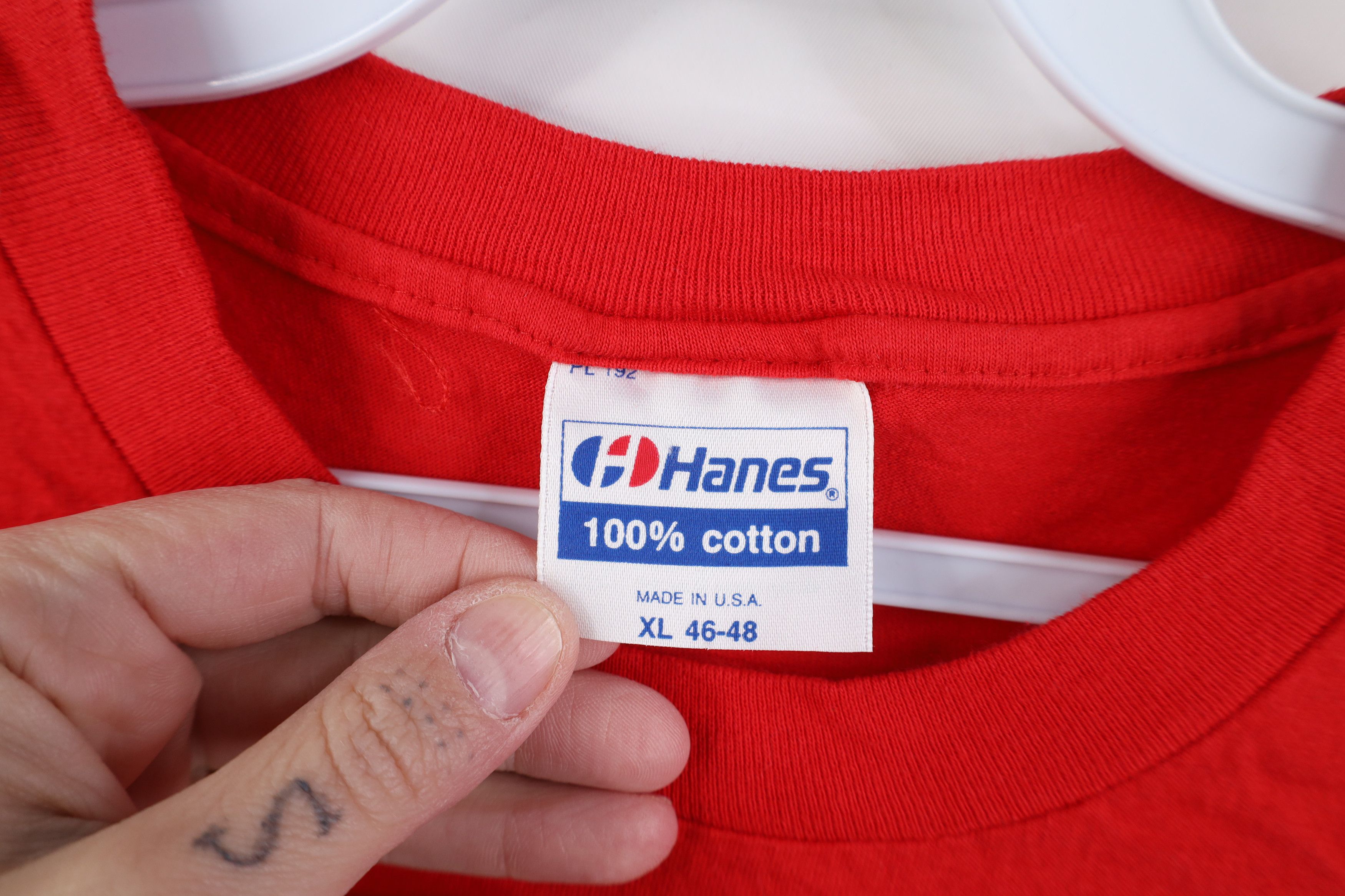 Hanes Vintage 80s 90s Hanes Short Sleeve T-Shirt Cotton Red USA Size US XL / EU 56 / 4 - 5 Thumbnail