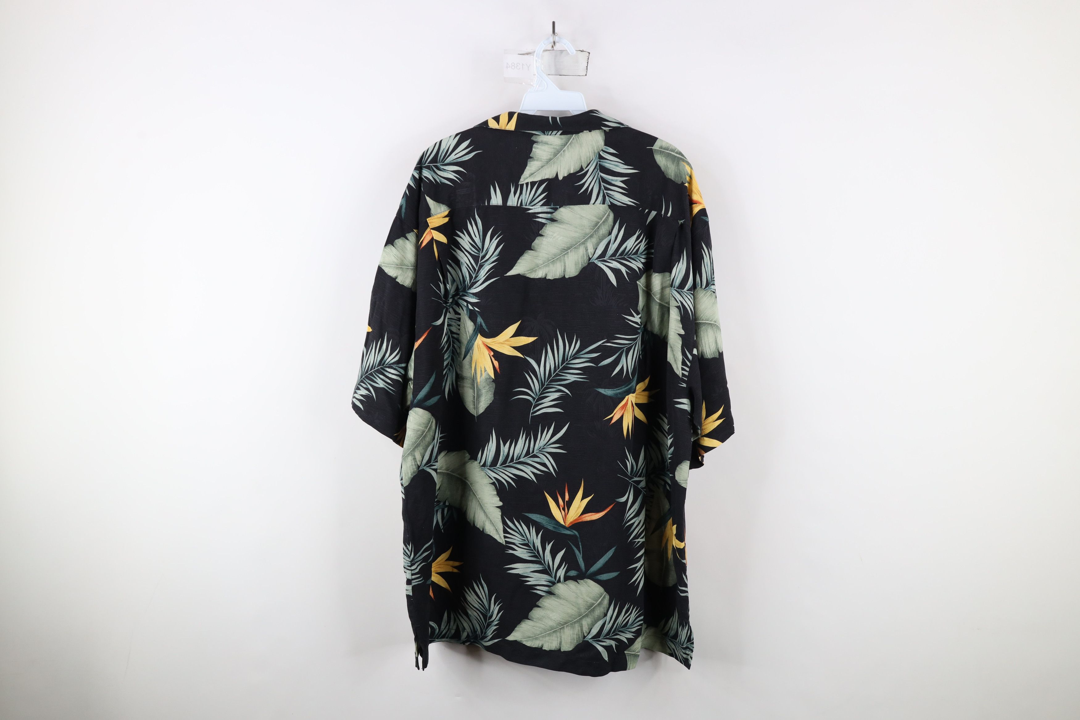 Tommy Bahama × Vintage Vintage 90s Tommy Bahama Looped Collar Hawaiian Button Shirt Size US XL / EU 56 / 4 - 8 Thumbnail