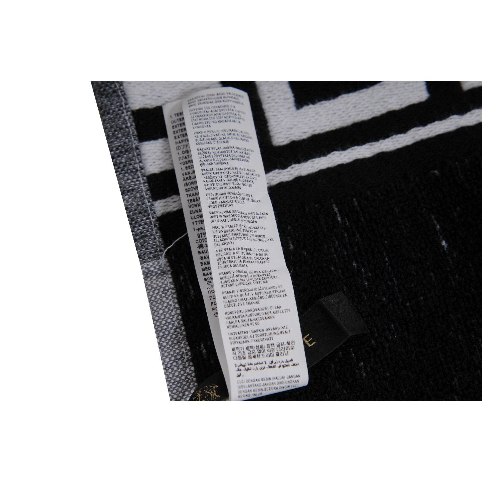 Versace Medusa Head Logo Greca Fringe Throw Blanket Black Size ONE SIZE - 7 Thumbnail