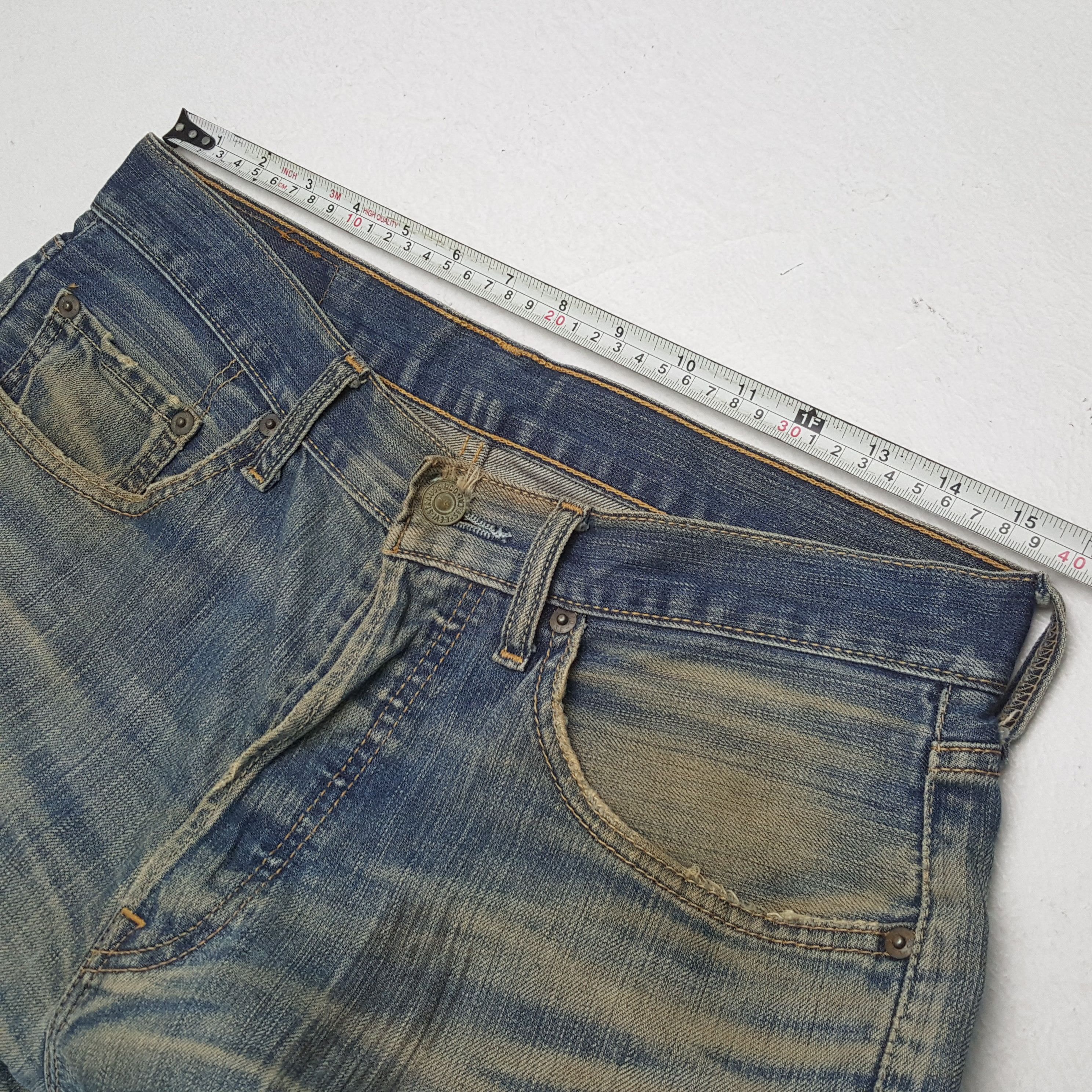 LEVI'S Streetwear Style Distressed Jeans