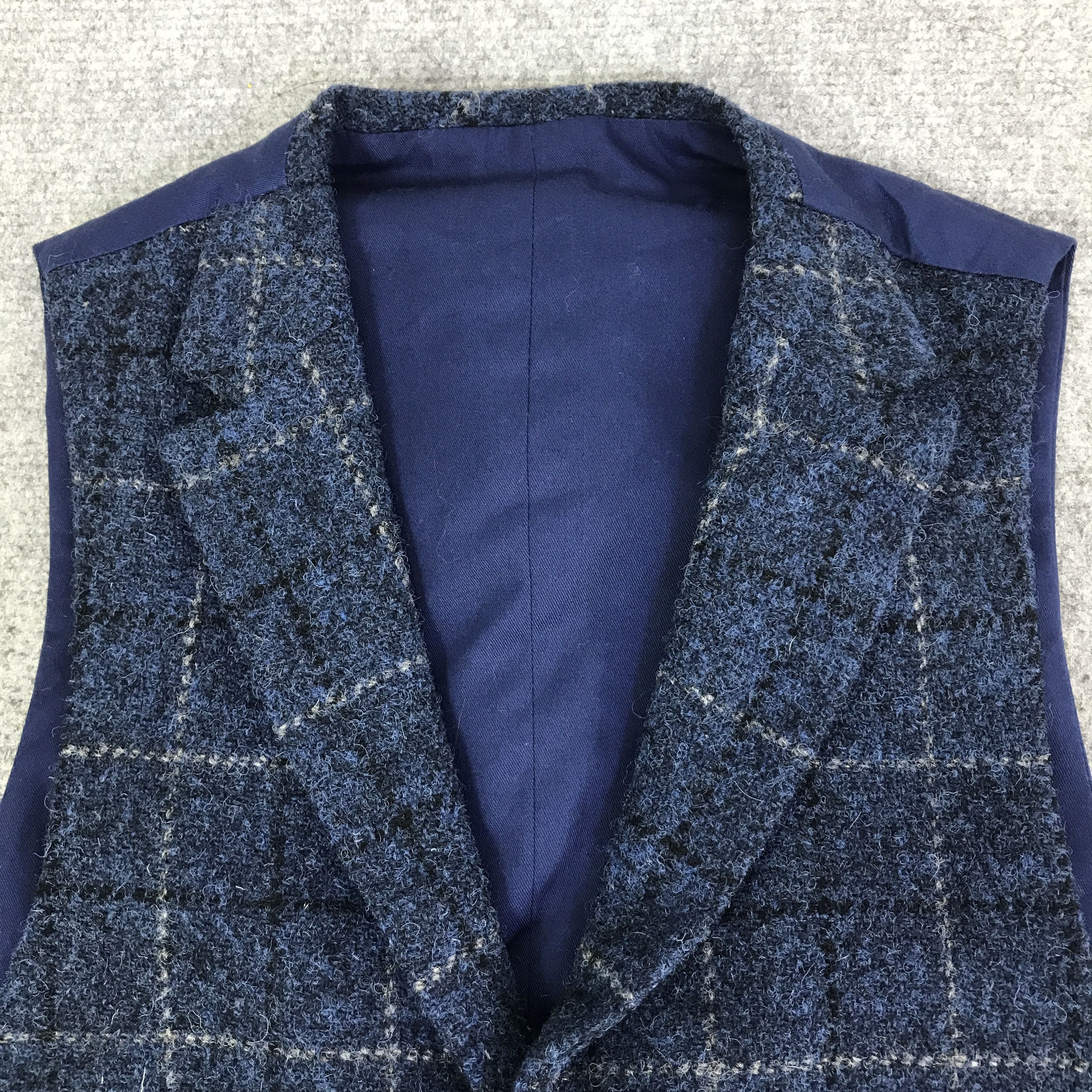 Harris Tweed HARRIS TWEED CLASSIC VEST K108B10 Size US M / EU 48-50 / 2 - 6 Thumbnail