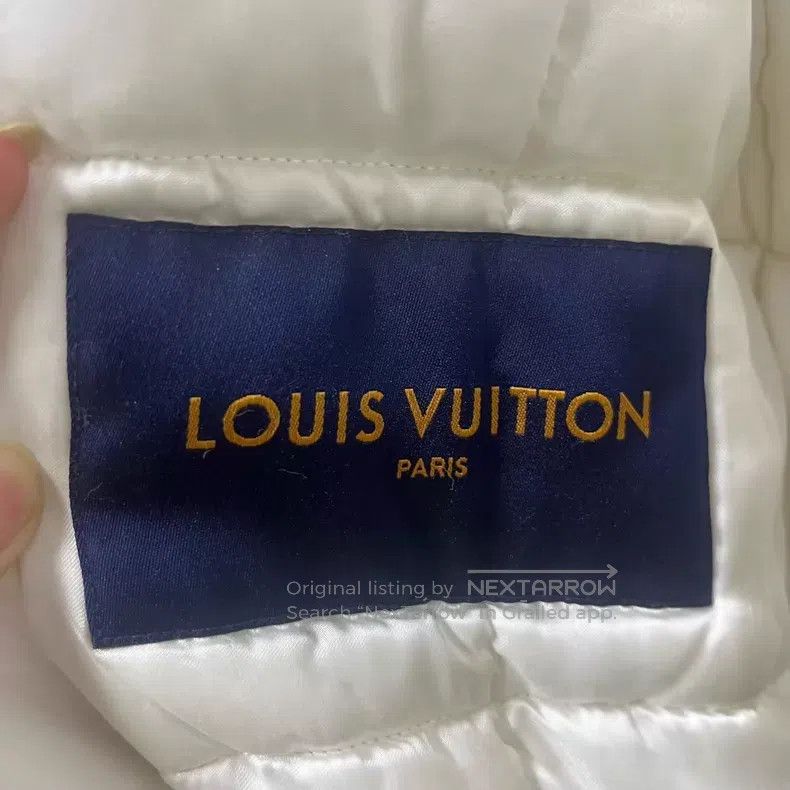 Louis Vuitton Louis Vuitton White solid cameo effect dark grain leather Size US M / EU 48-50 / 2 - 2 Thumbnail