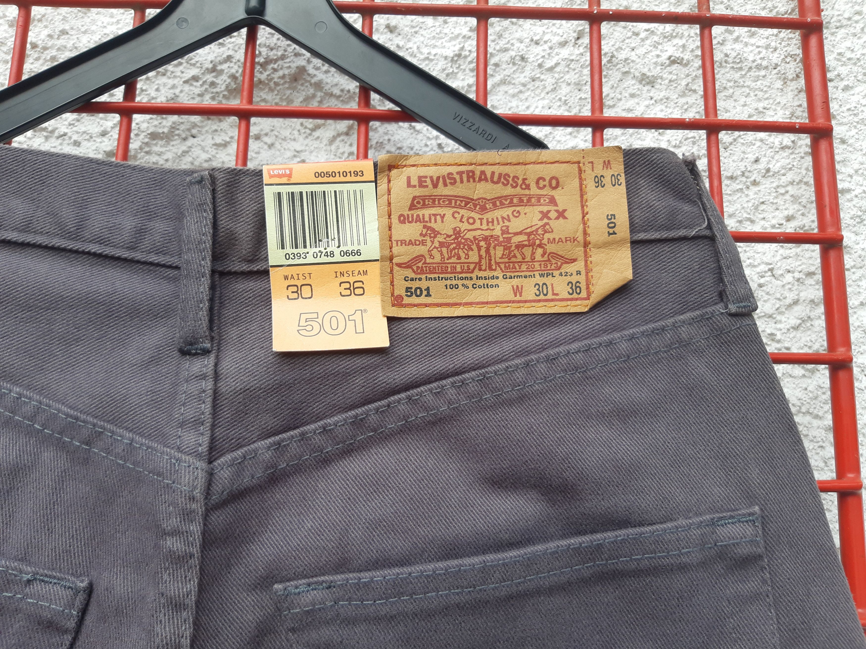 Levi's Vintage 90s LEVIS 501 Jeans USA size W30 L36 NWT Size 30" / US 8 / IT 44 - 4 Thumbnail