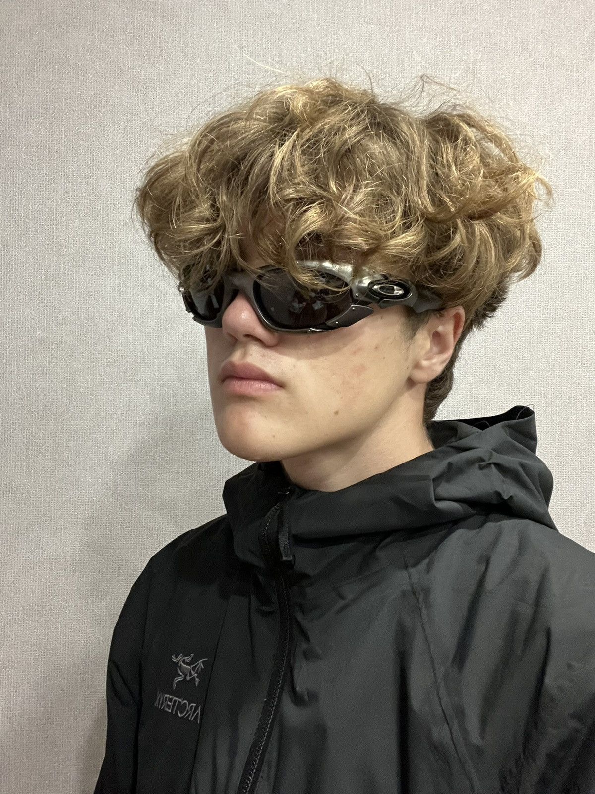 Oakley × Outdoor Life × Streetwear Vintage Oakley Plate Grey Metal Rare Sunglasses Y2k Grailed