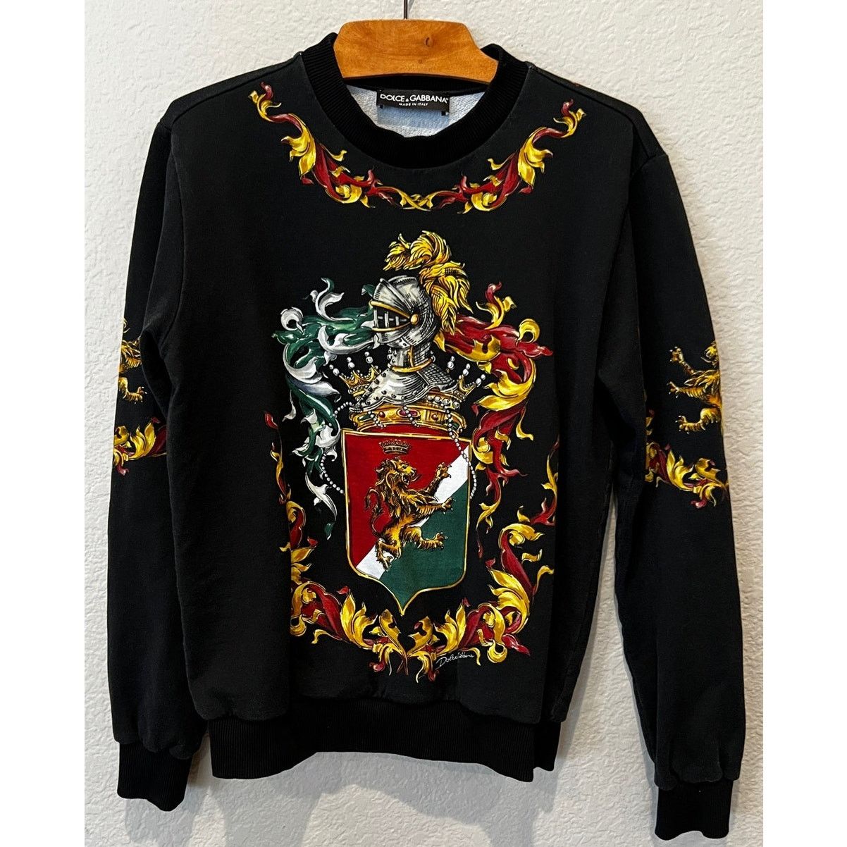 Dolce & Gabbana DOLCE & GABBANA Heraldic Print Sweatshirt Size IT 46/ Small Size US S / EU 44-46 / 1 - 12 Thumbnail