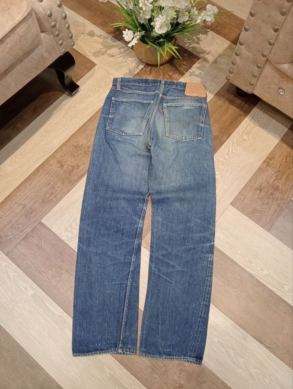 Levi's Vintage Clothing RARE LEVI'S VINTAGE 501 CAPITAL E BLUE SELVEDGE JEANS Size US 30 / EU 46 - 15 Thumbnail