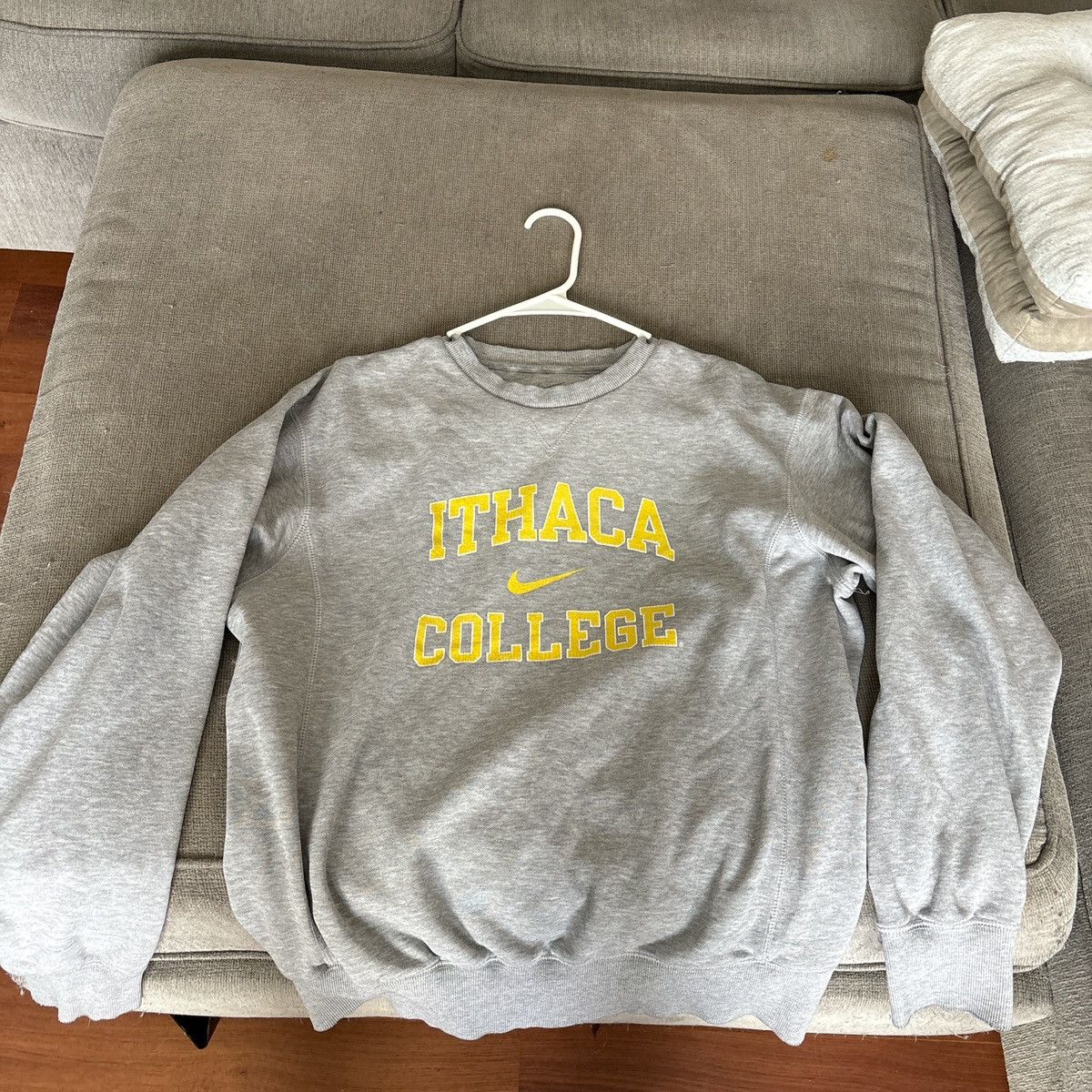 Nike Nike crewneck Size US M / EU 48-50 / 2 - 2 Thumbnail