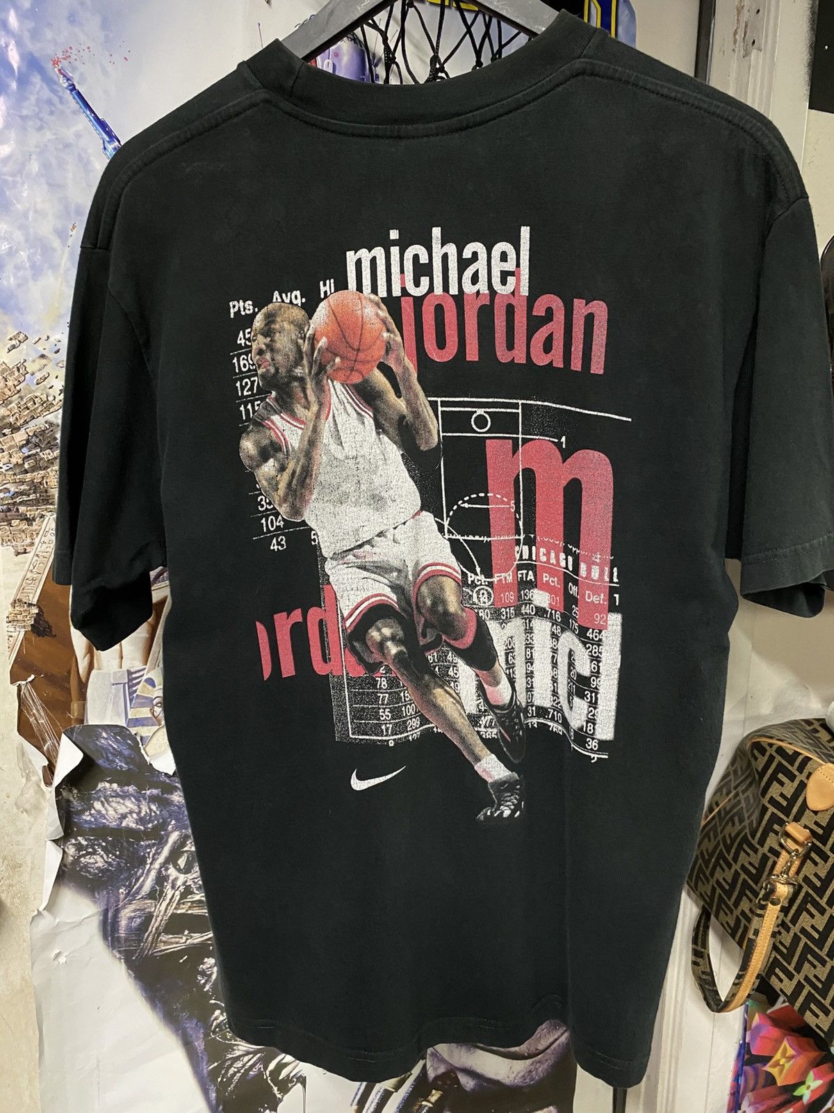トップス NIKE 90's Jordan FEAR IS AN ILLUSION Tee Euc Nike Air Jordan Fear Is An Illusion T-Shirt Size Small