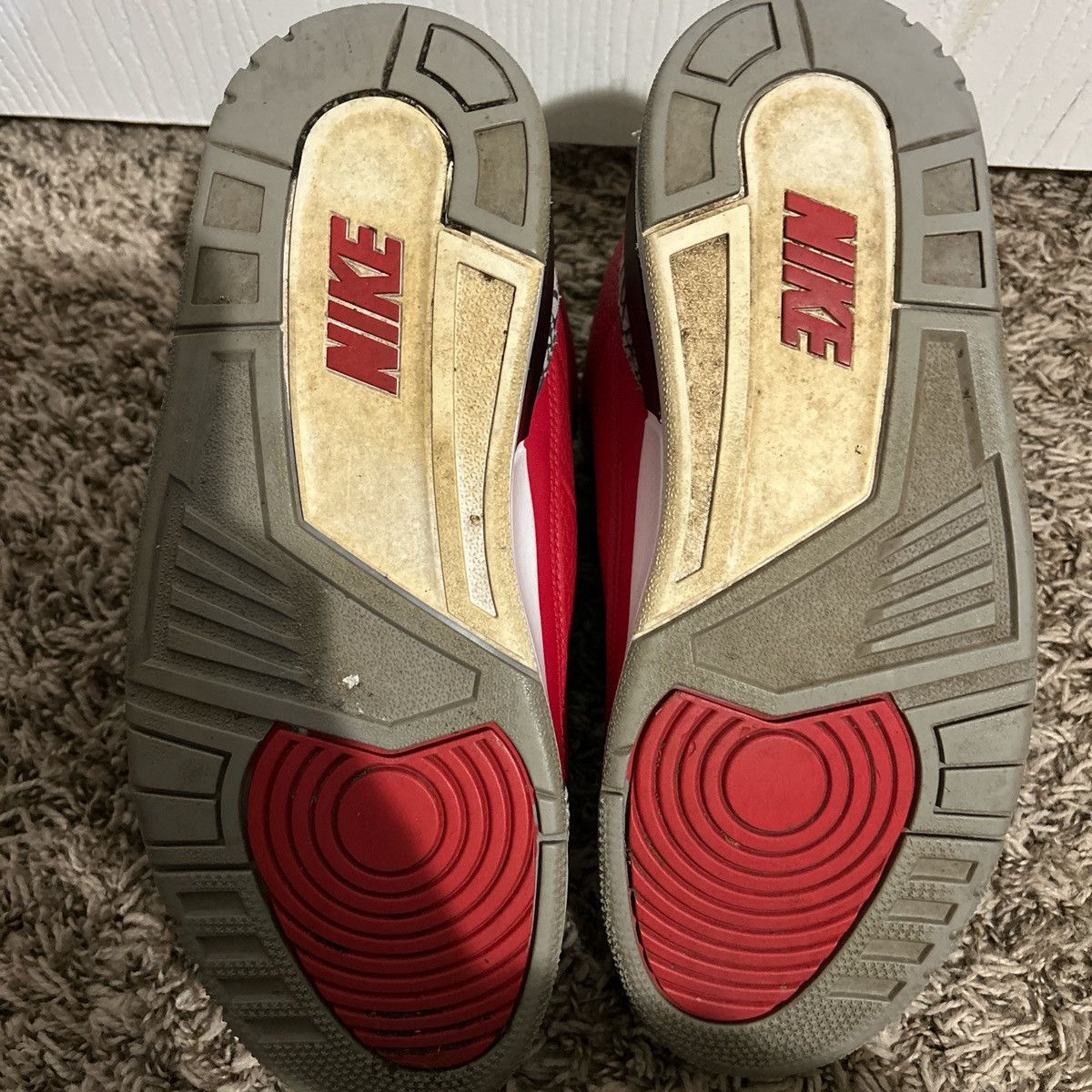Jordan Brand Jordan 3 Retro SE Unite Size US 8 / EU 41 - 5 Thumbnail