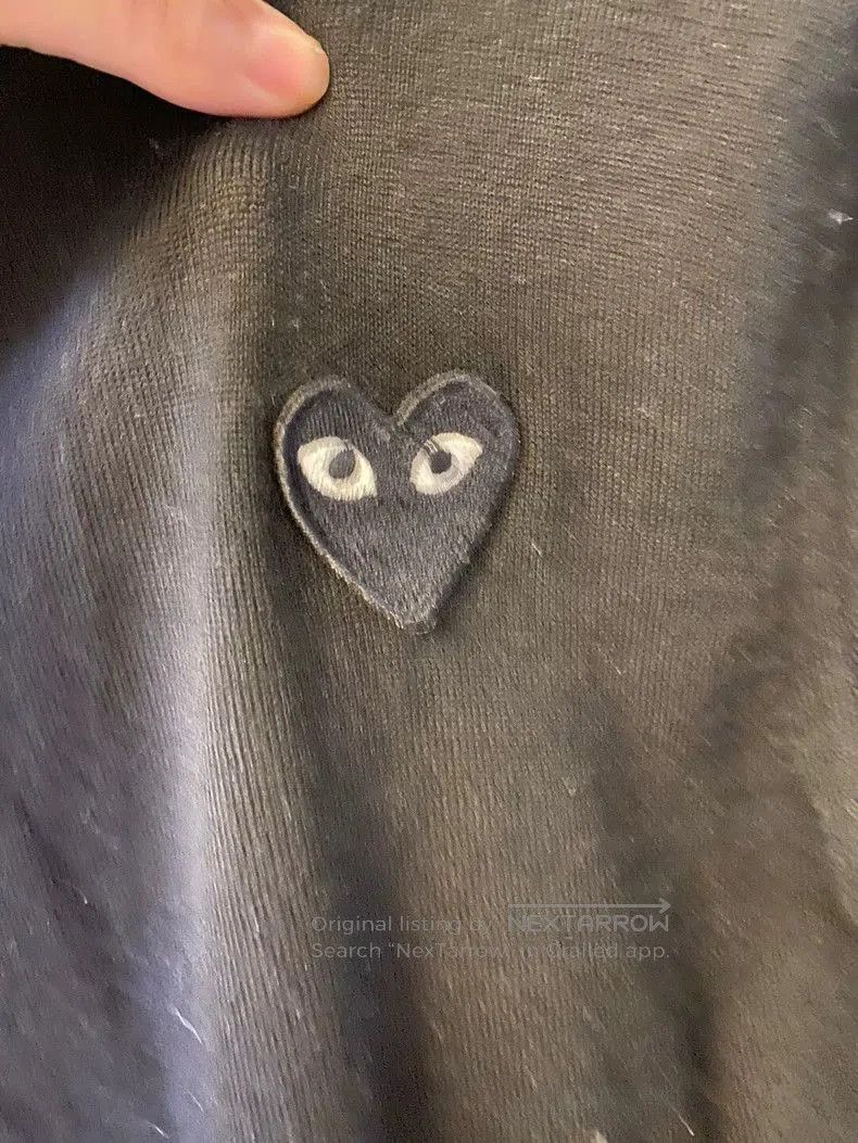 Comme des Garcons Play CDG Black Heart Cashmere Sweater. Size US M / EU 48-50 / 2 - 2 Thumbnail