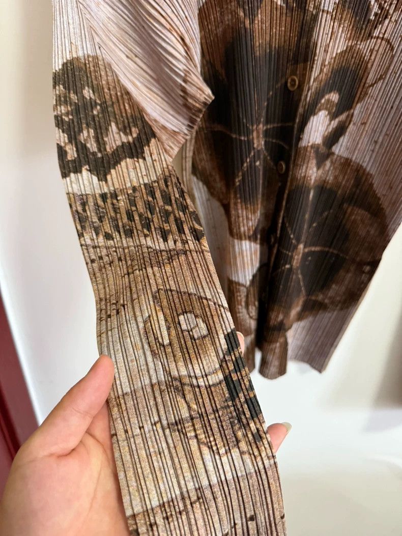 Issey Miyake Issey Miyake size:4 Brown lotus pond moonlit fish playing Size S / US 4 / IT 40 - 4 Thumbnail