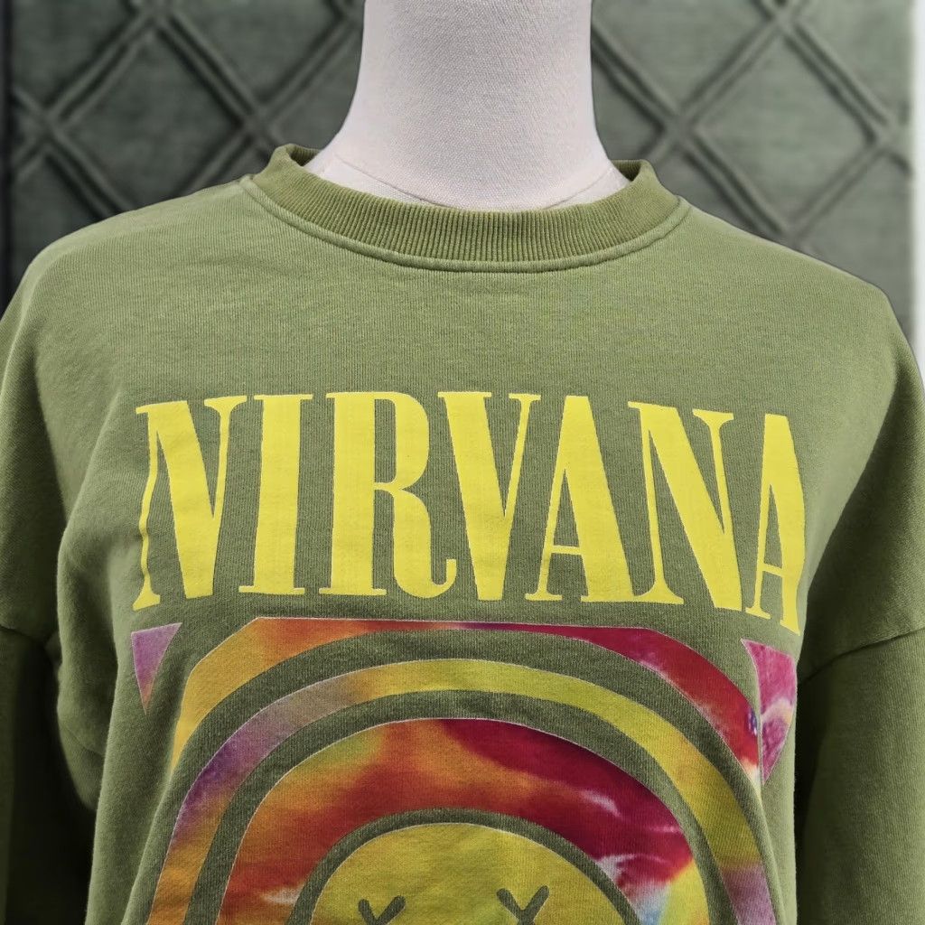 Logo 7 Nirvana Sweatshirt Mens M Green Pullover Fleece Graphic 90s Grunge Logo Size US M / EU 48-50 / 2 - 1 Thumbnail