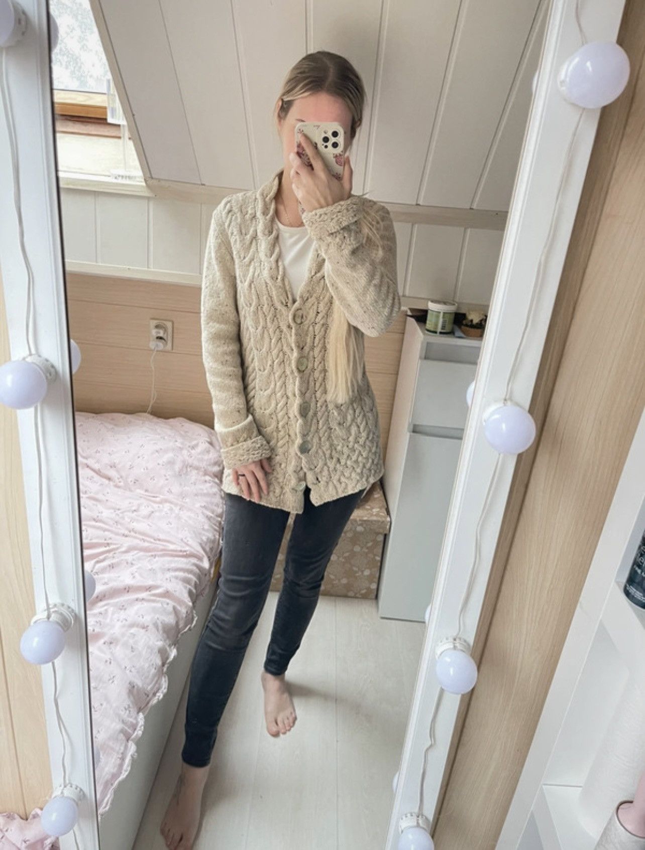 Wool and cashmere cardigan M