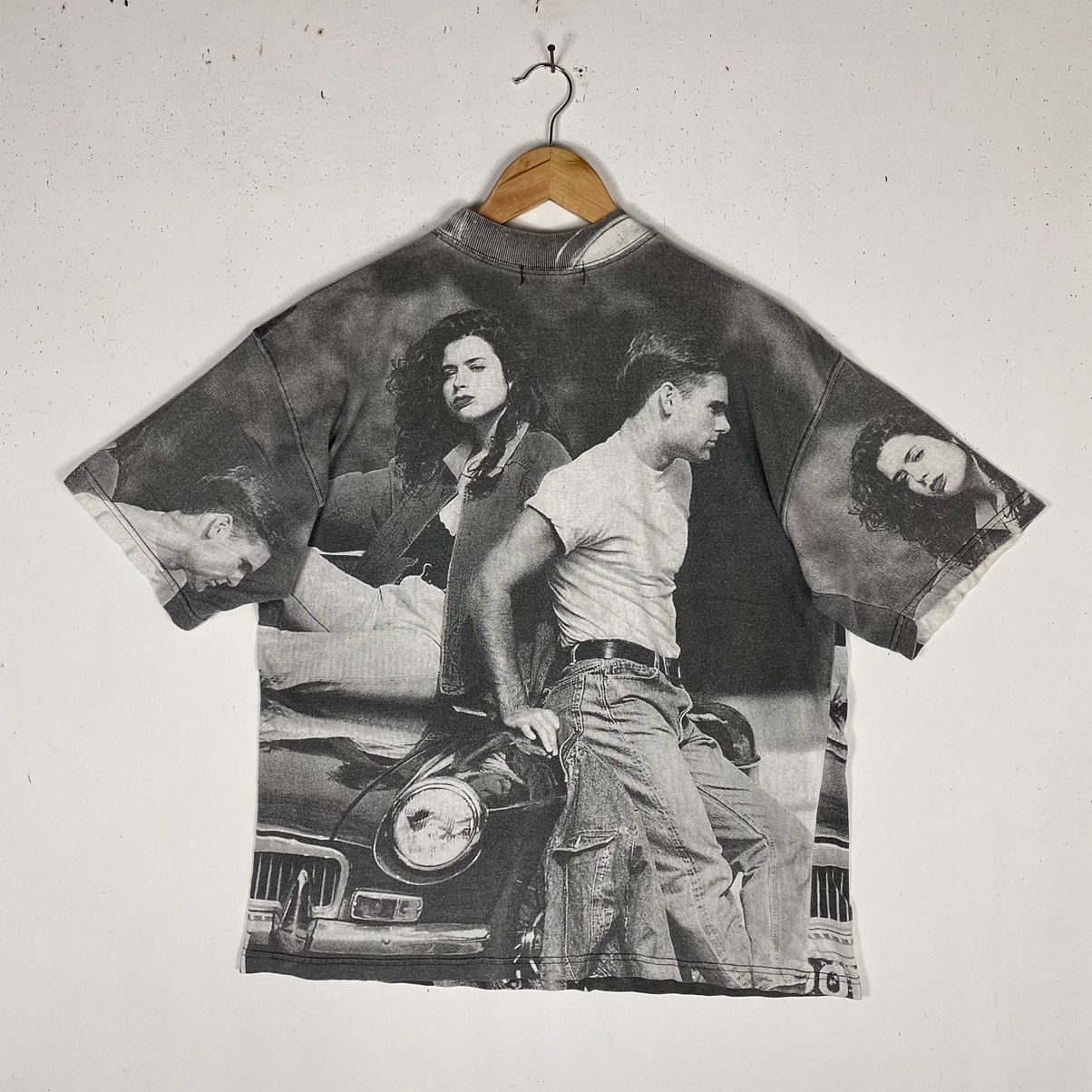 Vintage Vintage 90's Photography Full Print Tee Shirt Size US L / EU 52-54 / 3 - 8 Thumbnail
