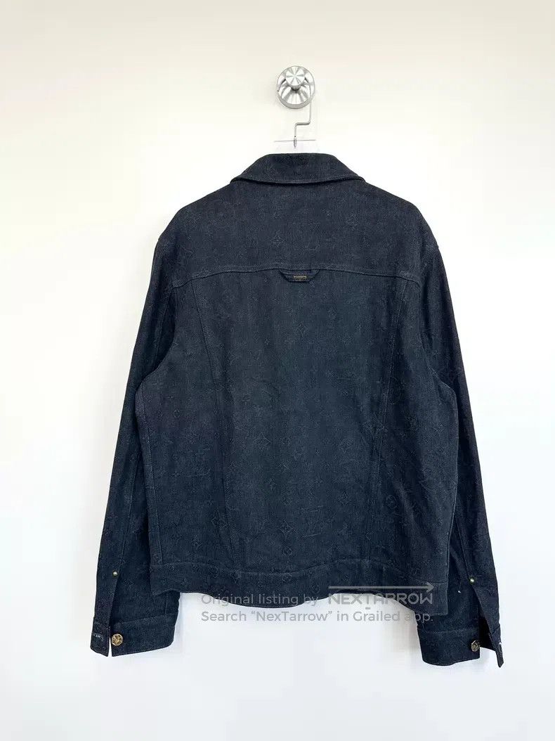Louis Vuitton Louis Vuitton Black dark stripes presbyopic full logo list Size US S / EU 44-46 / 1 - 2 Thumbnail