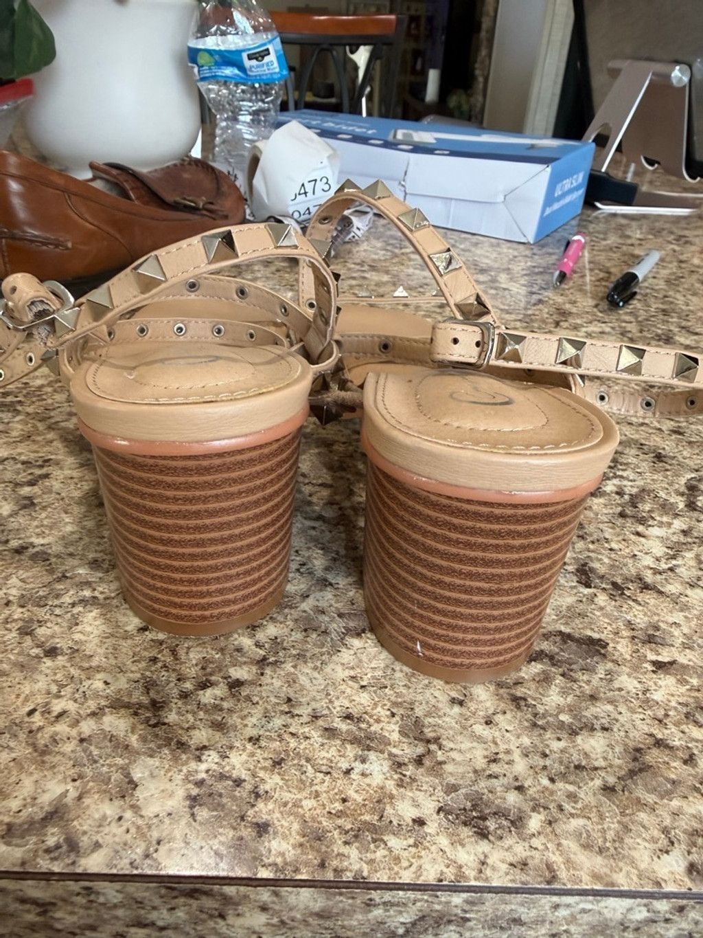 Comfort Colors Women's Comfort Beige Studded Block Heel Sandals Size 8 Size US 8 / IT 38 - 4 Thumbnail