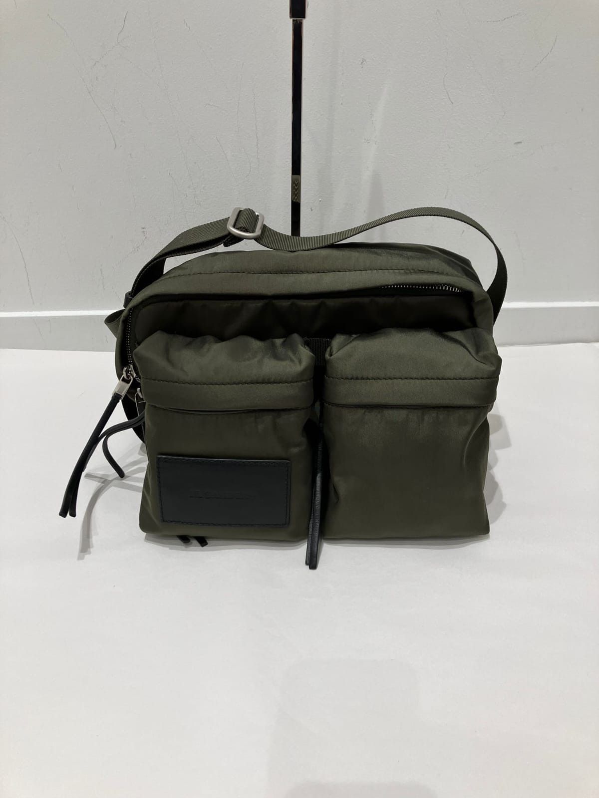 Jil Sander o1mt1gz0426 Size : OS / Shoulder Bag in Military Green Size ONE SIZE - 1 Thumbnail