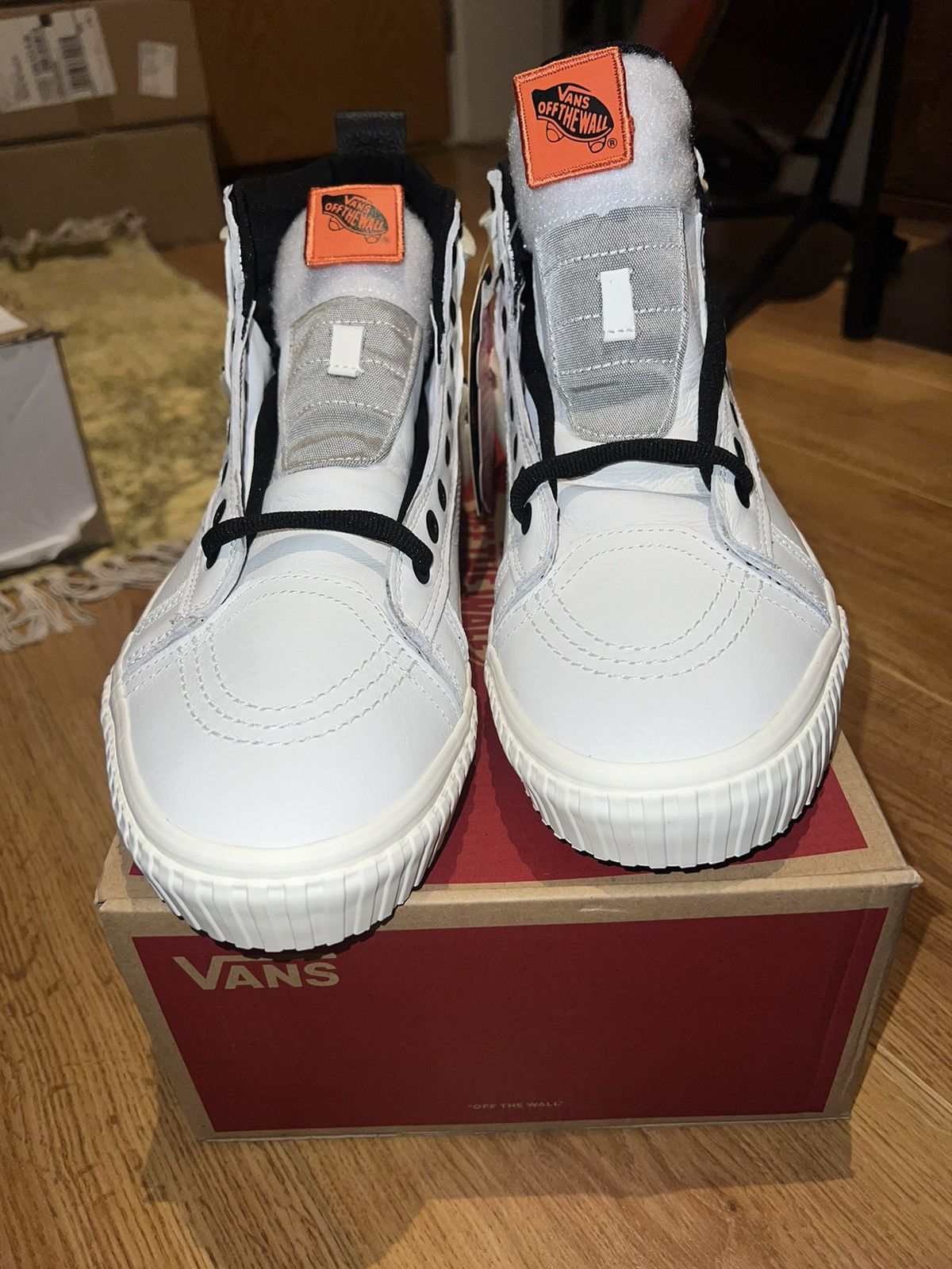 NASA × Vans Vans NASA X Sk8-Hi MTE Space Voyager True White Shoes Size US 11 / EU 44 - 4 Thumbnail