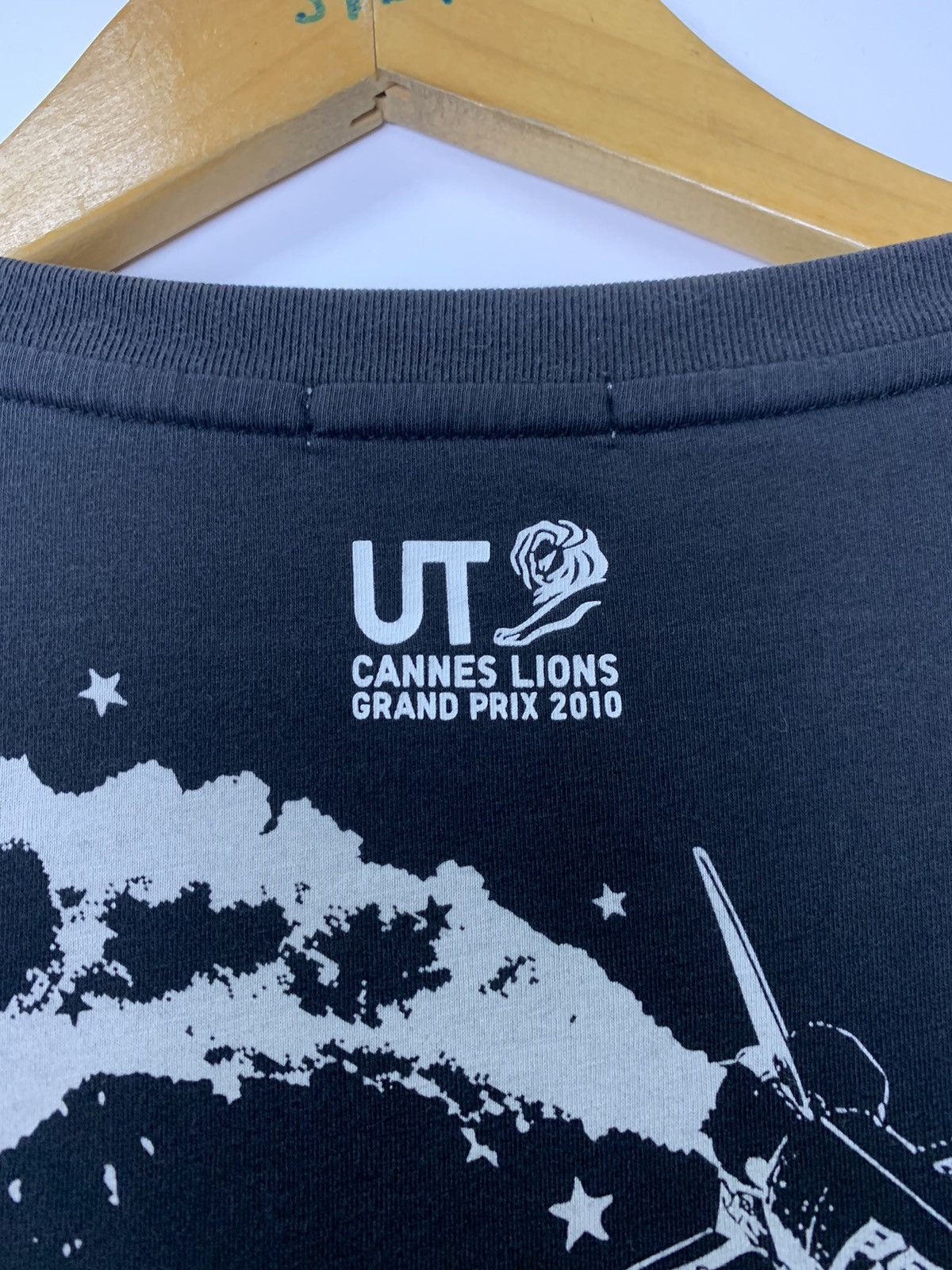 Other × Uniqlo Uniqlo Galaxy in the head t-shirt Size US L / EU 52-54 / 3 - 11 Thumbnail