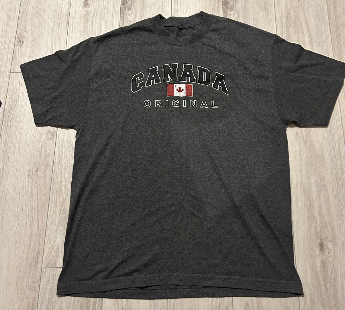 Vintage Canada original logo tee Size US XL / EU 56 / 4 - 1 Thumbnail