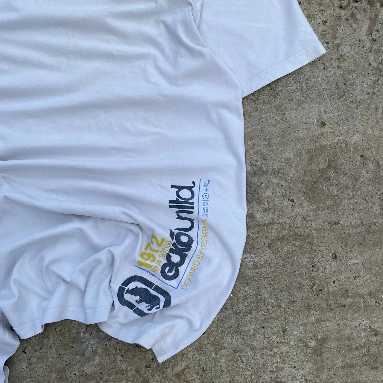 Ecko Unltd. Vintage Ecko.Unlimited T-shirts Big Logo Size L Trashed SK8 Size US L / EU 52-54 / 3 - 9 Thumbnail
