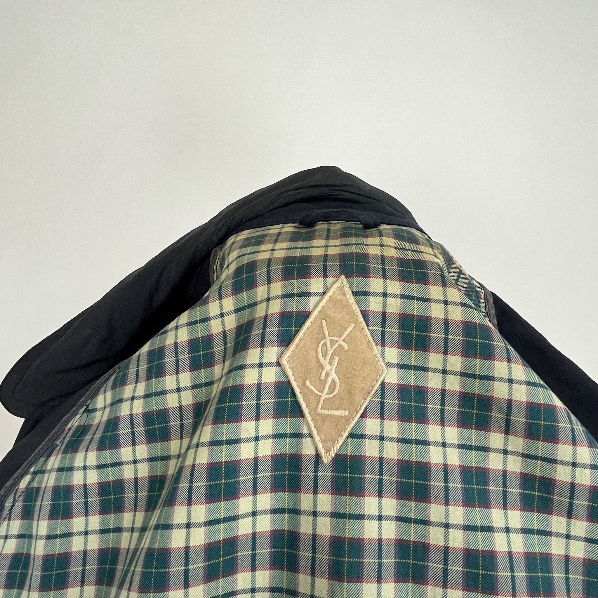 Yves Saint Laurent Giacca Yves Saint Laurent – M Size US M / EU 48-50 / 2 - 12 Thumbnail